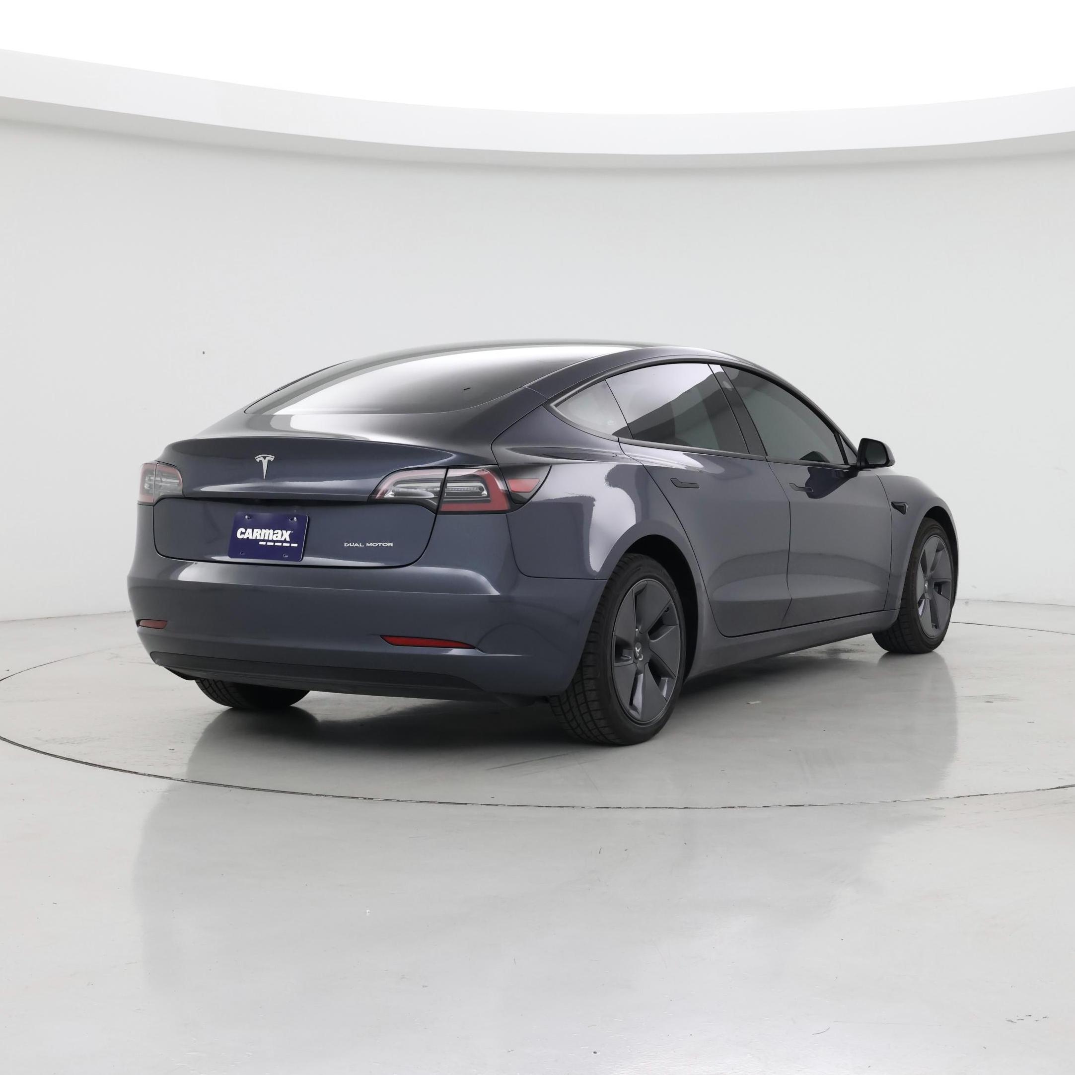 Thumbnail: 2023 Tesla Model 3 - 8