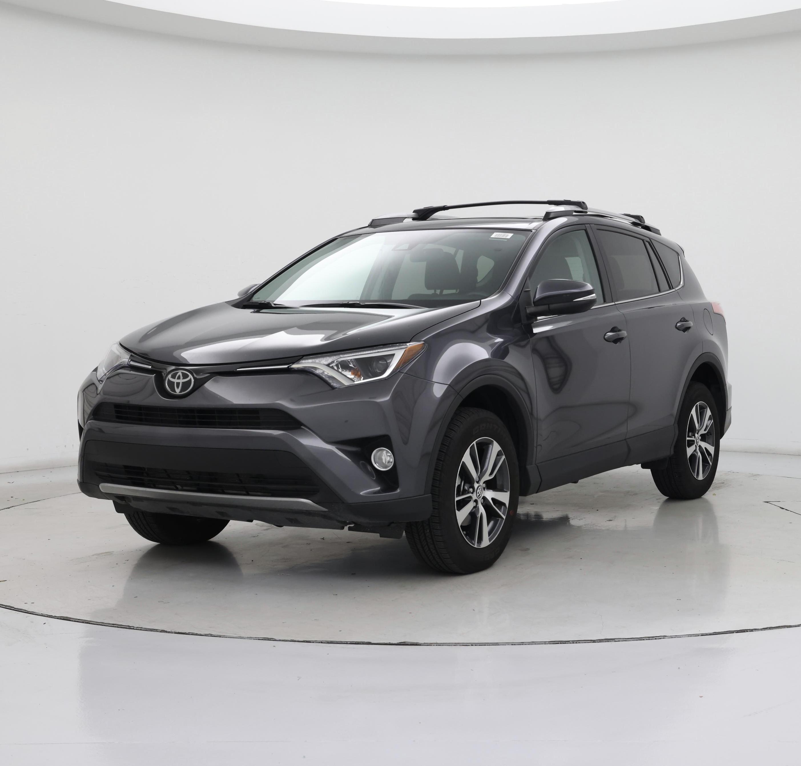 Thumbnail: 2018 Toyota RAV4 - 4