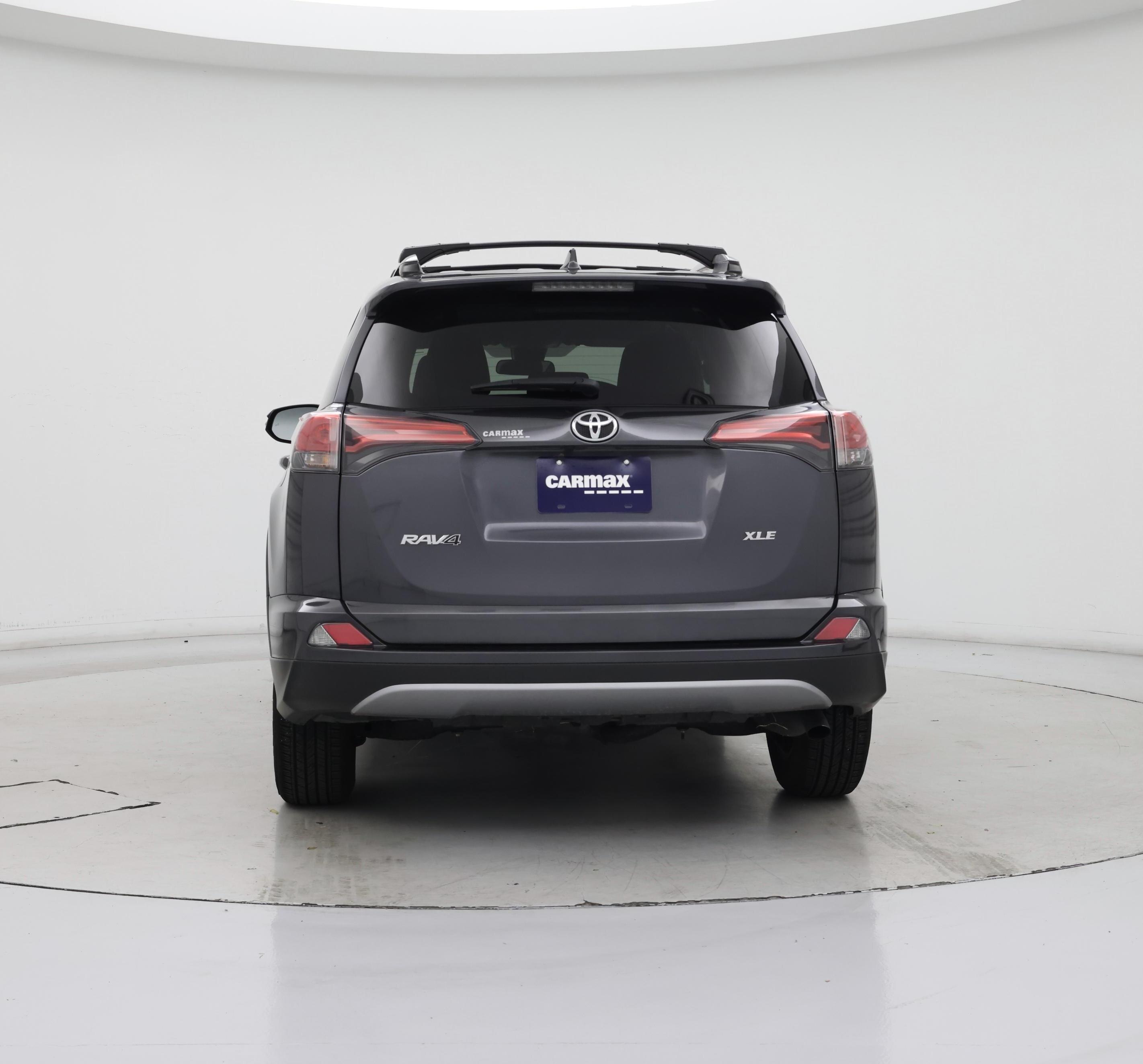 Thumbnail: 2018 Toyota RAV4 - 6