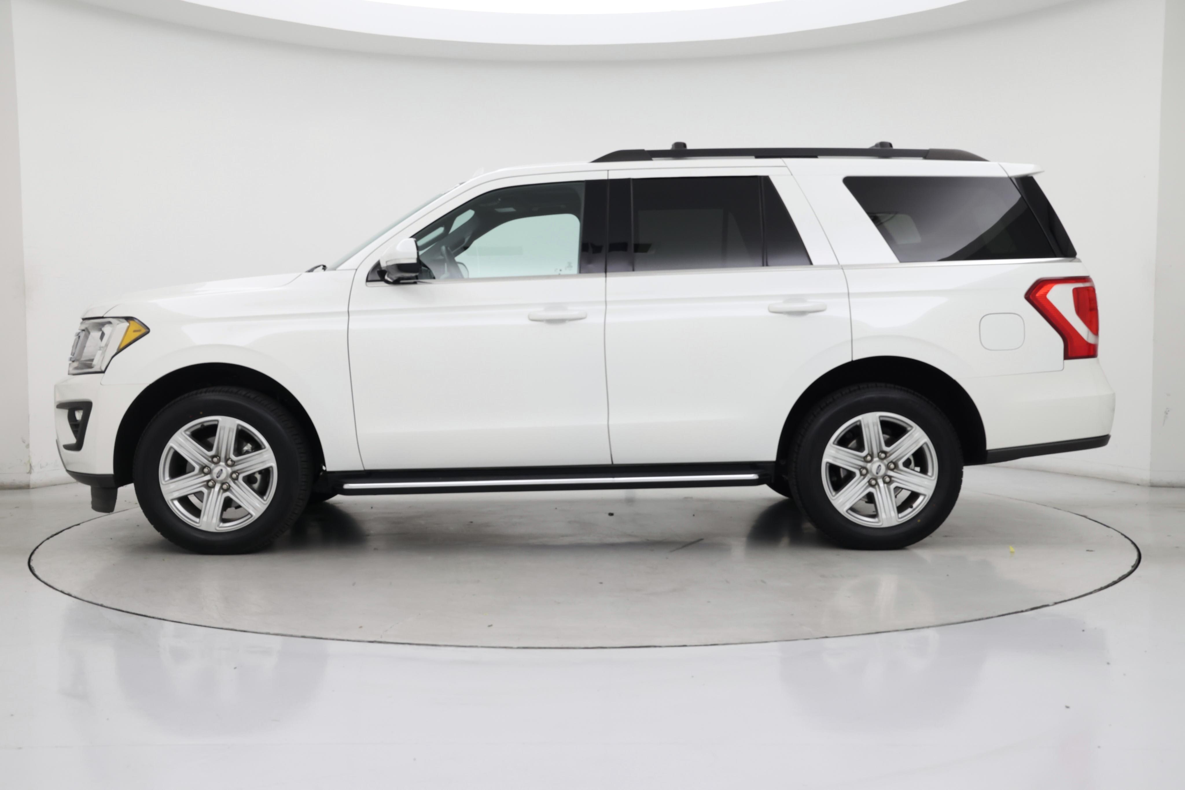 Thumbnail: 2020 Ford Expedition - 3