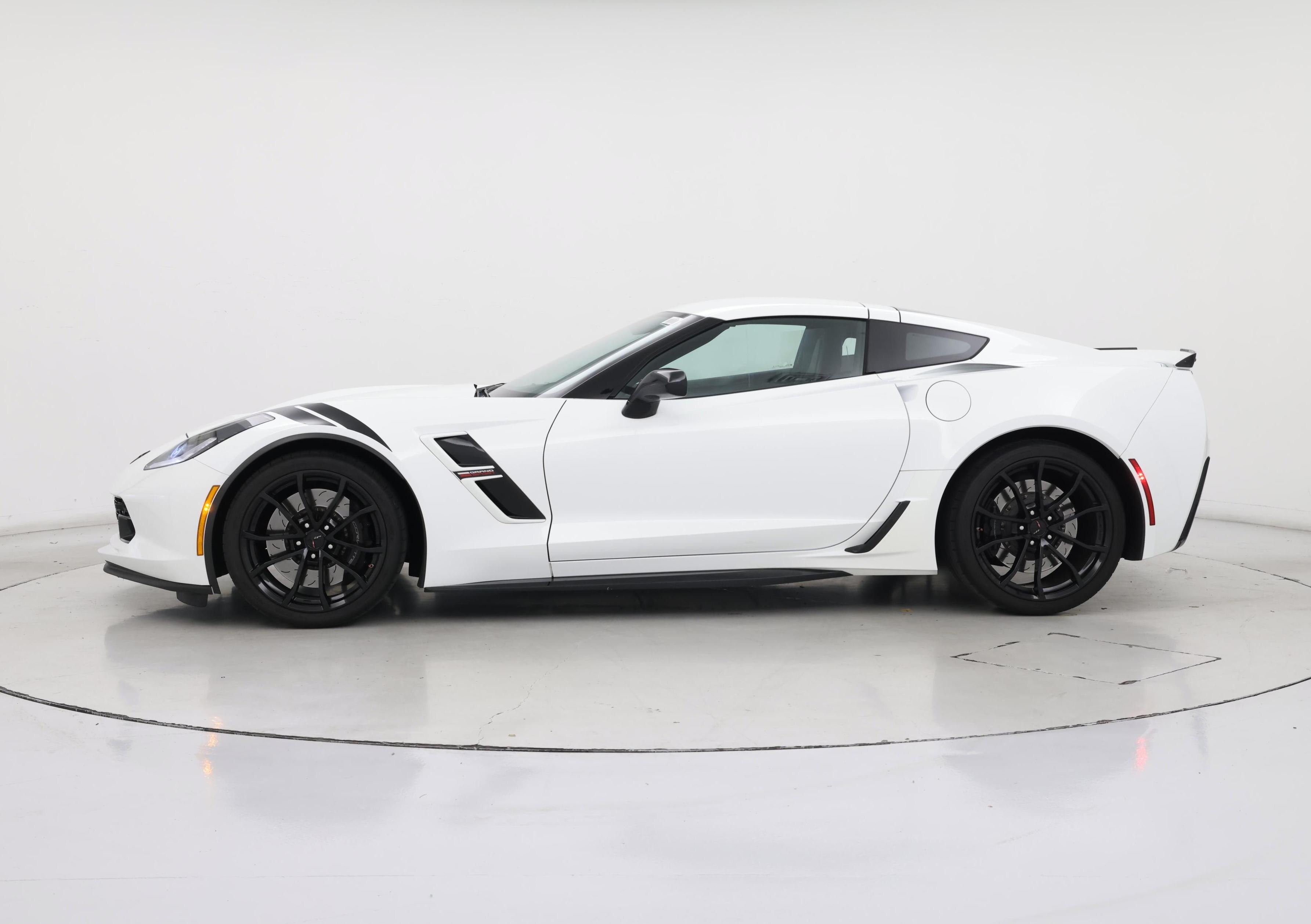 Thumbnail: 2019 Chevrolet Corvette - 3
