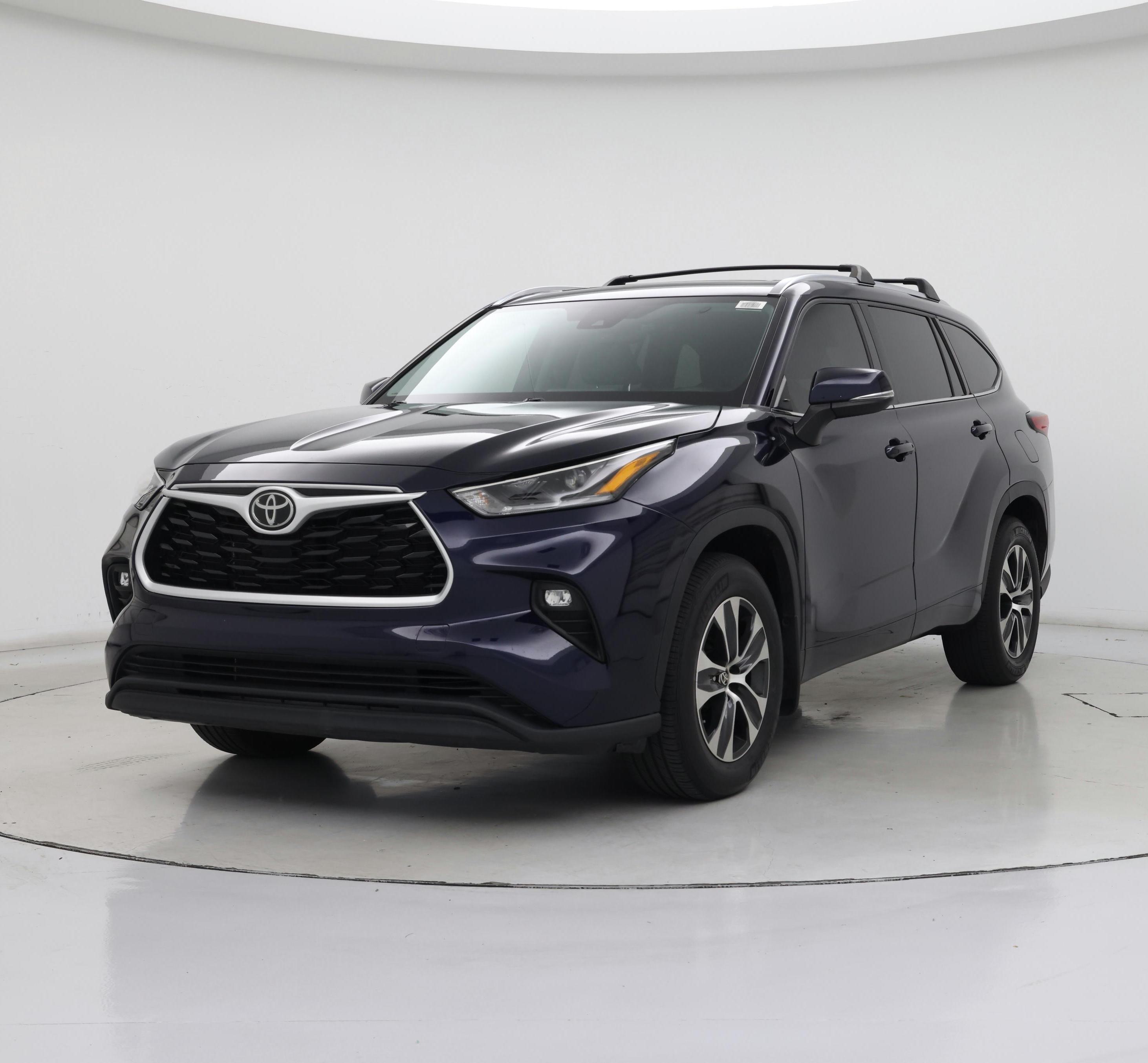 Thumbnail: 2021 Toyota Highlander - 4