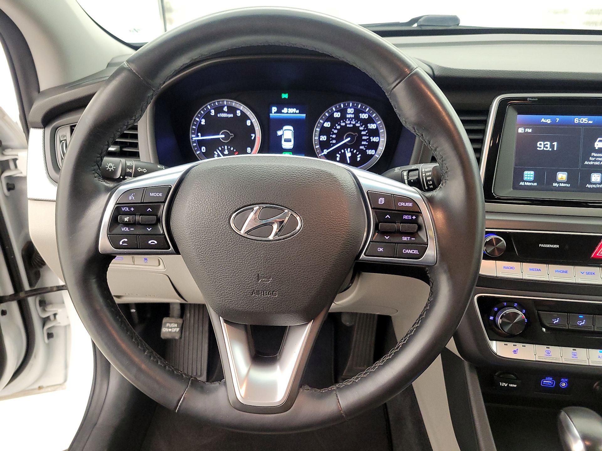 Thumbnail: 2018 Hyundai Sonata - 10