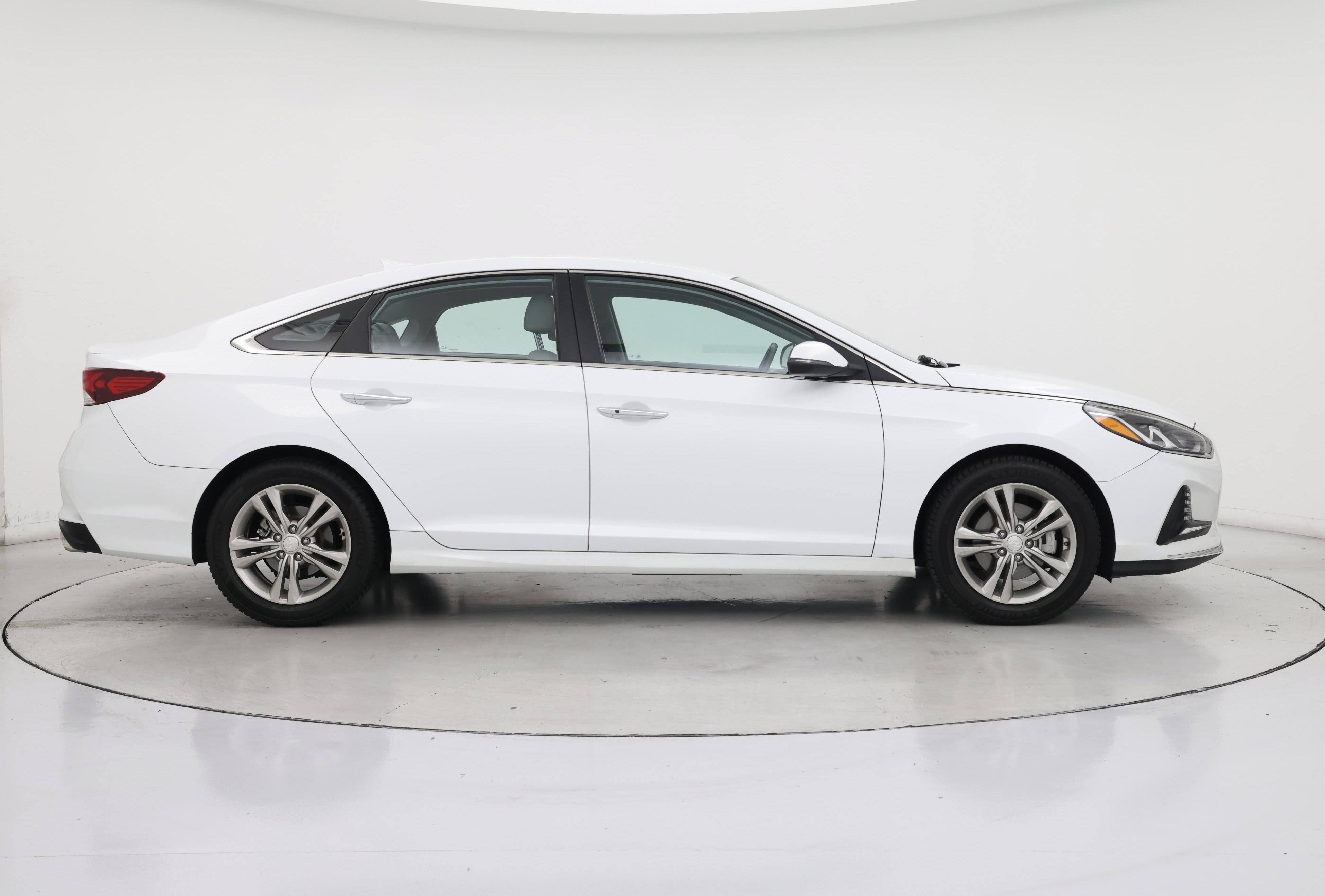 Thumbnail: 2018 Hyundai Sonata - 7