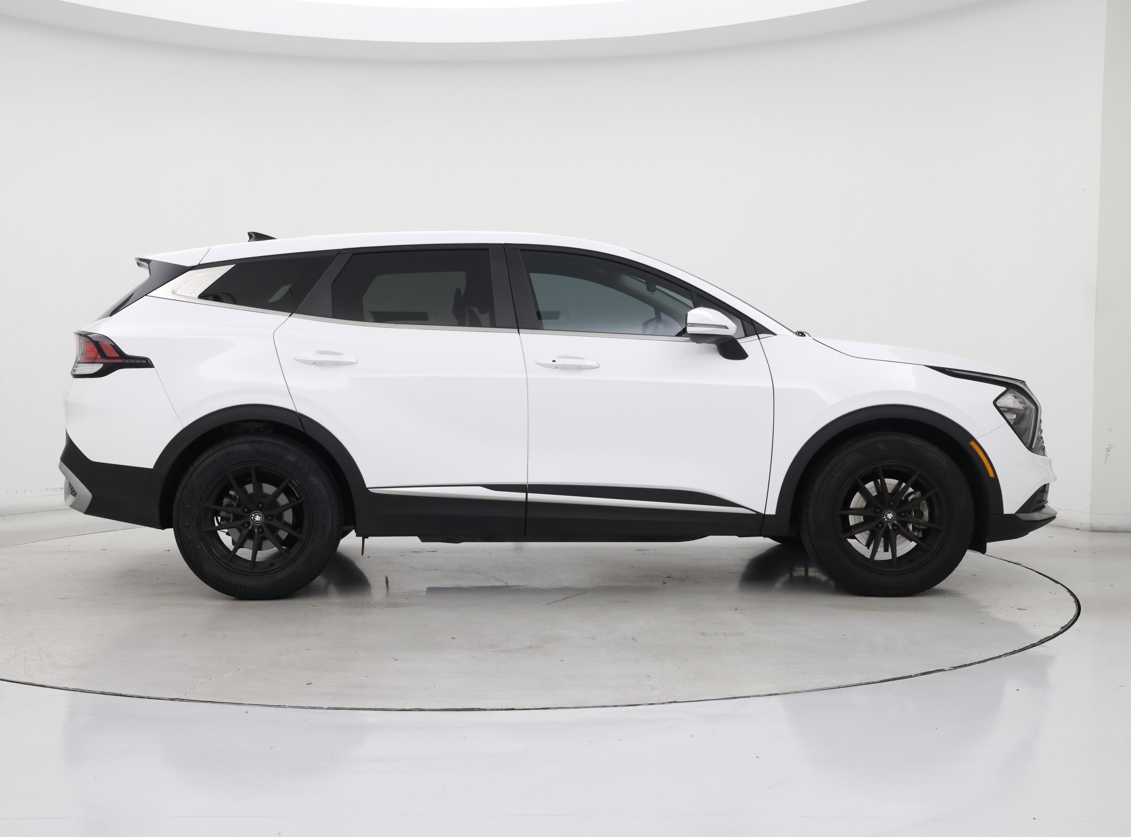 Thumbnail: 2023 Kia Sportage - 7