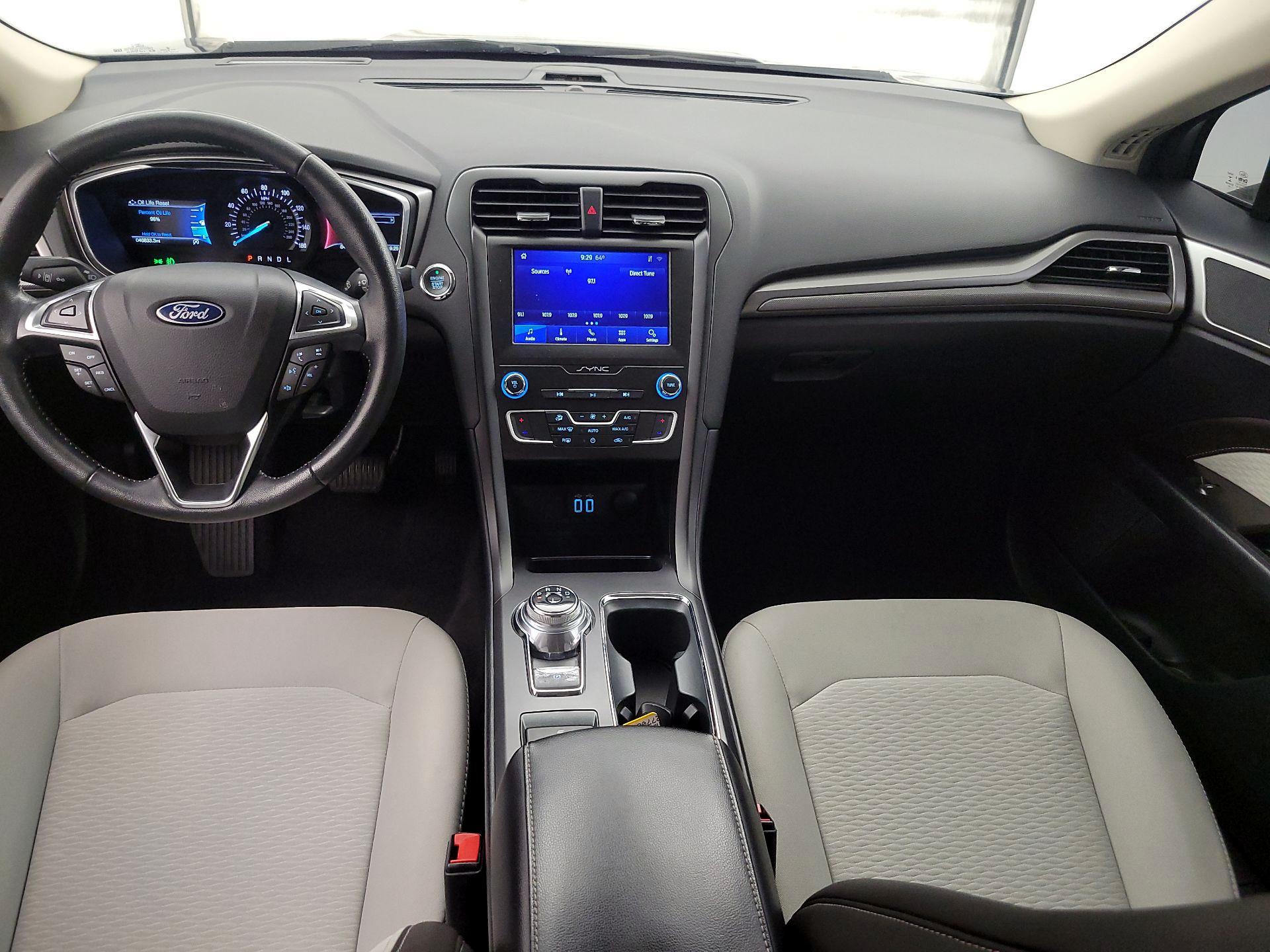 Thumbnail: 2020 Ford Fusion - 9