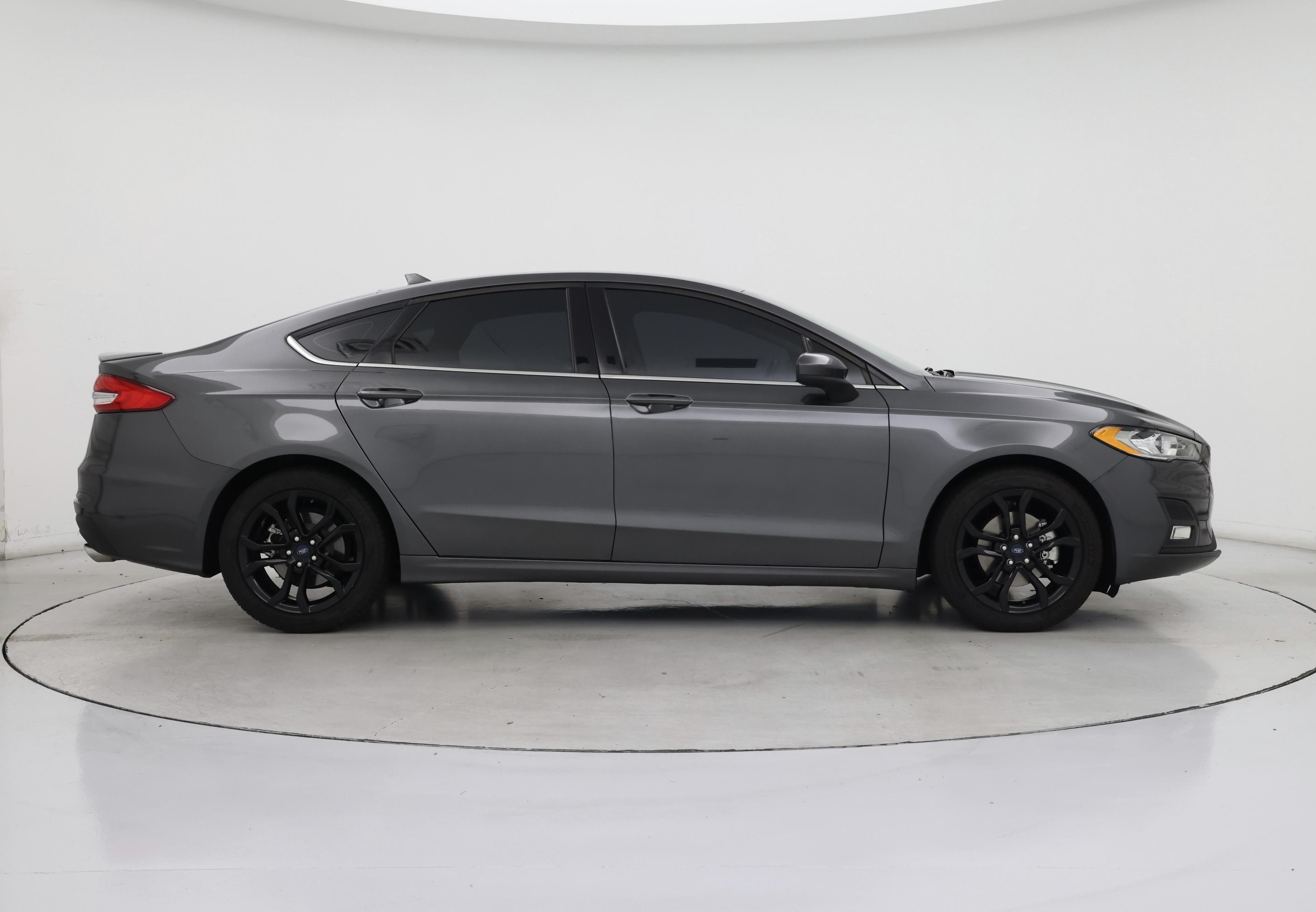 Thumbnail: 2020 Ford Fusion - 7