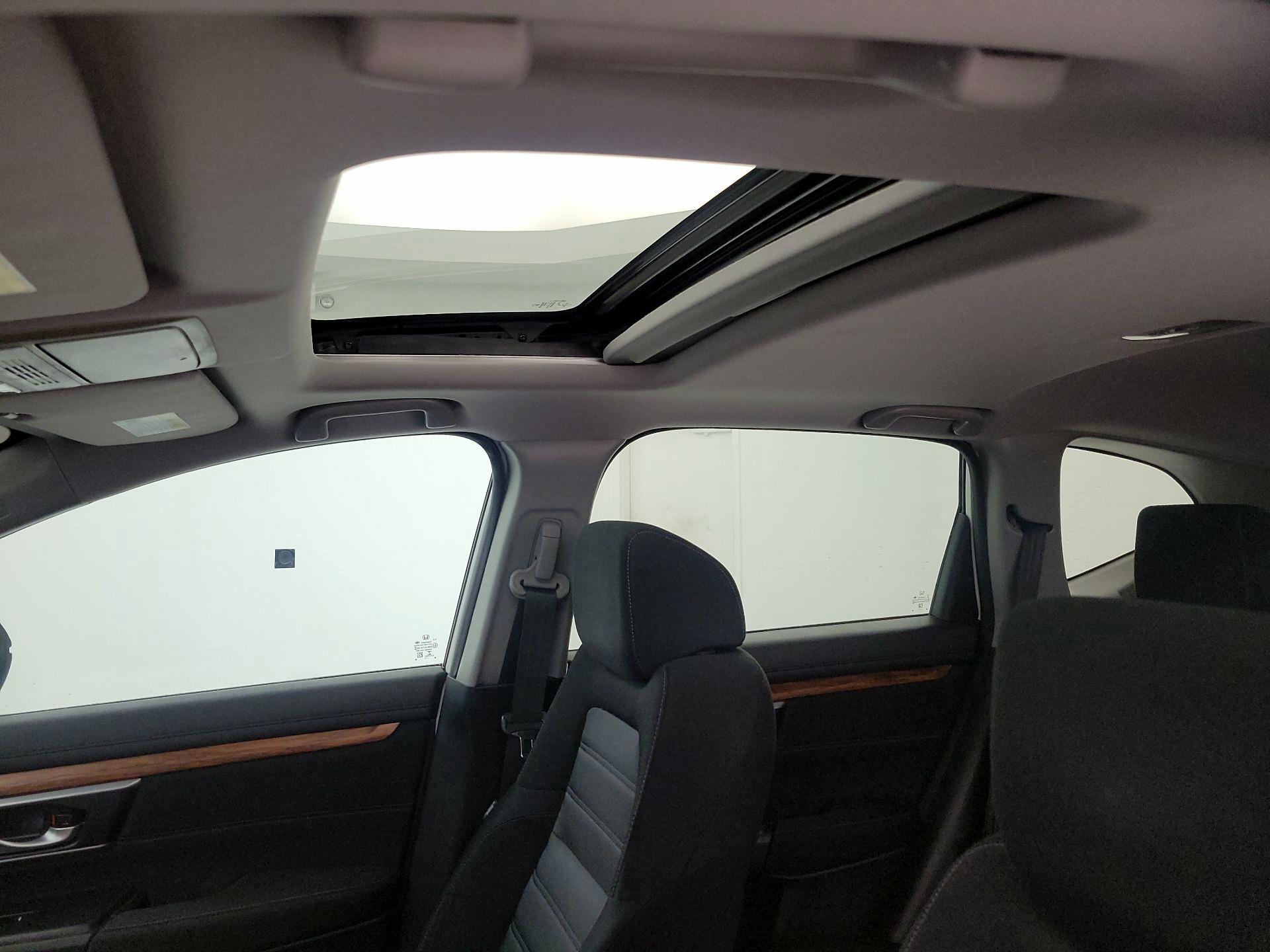 Thumbnail: 2017 Honda CR-V - 18