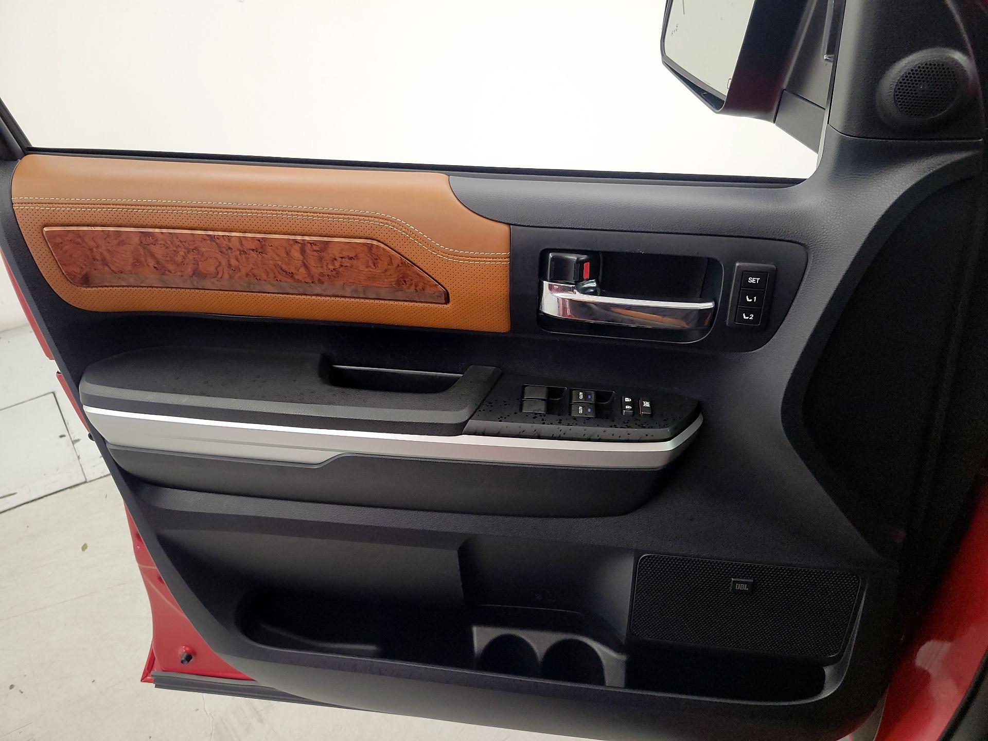 Thumbnail: 2014 Toyota Tundra - 12