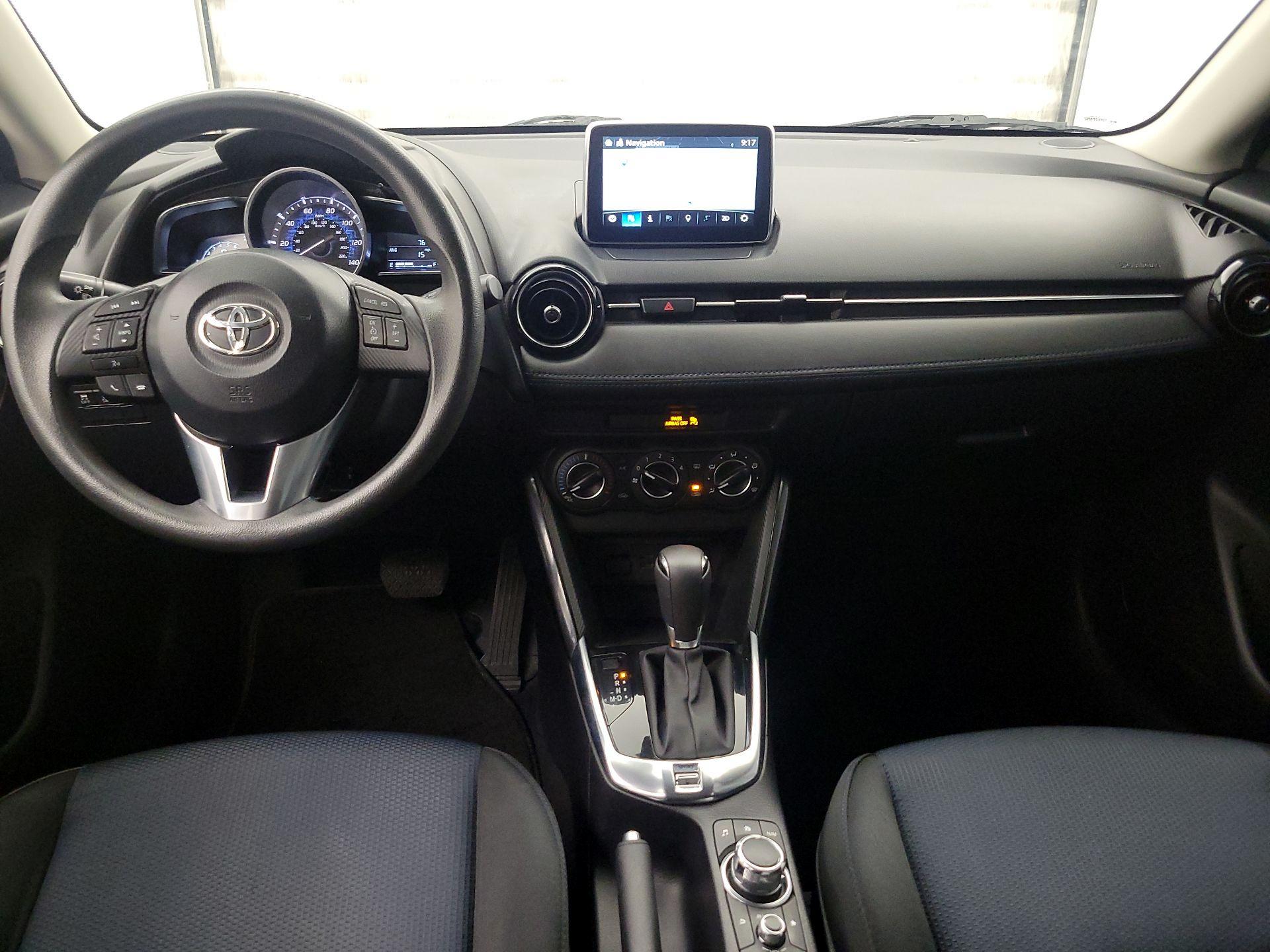 Thumbnail: 2017 Toyota Yaris iA - 9