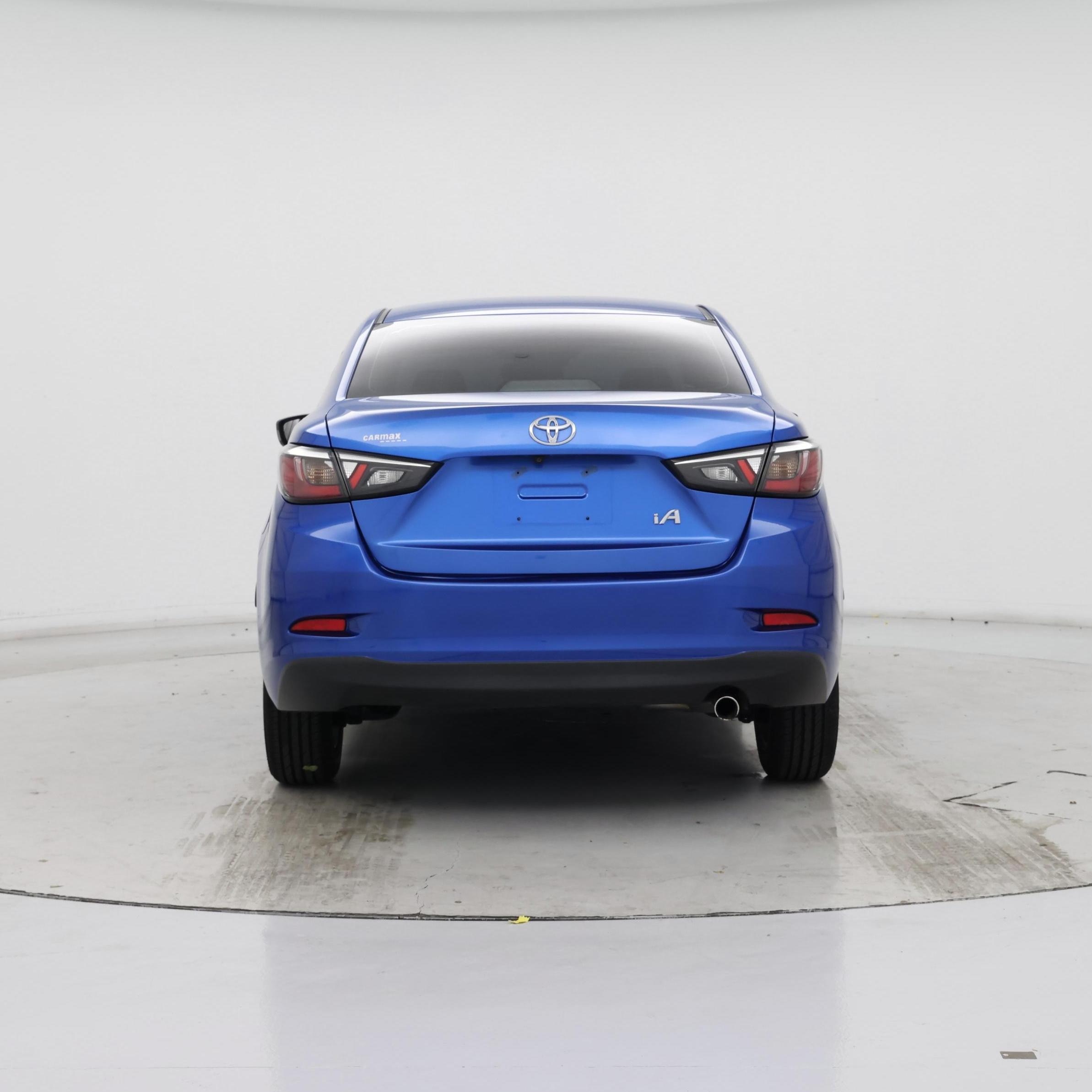 Thumbnail: 2017 Toyota Yaris iA - 6