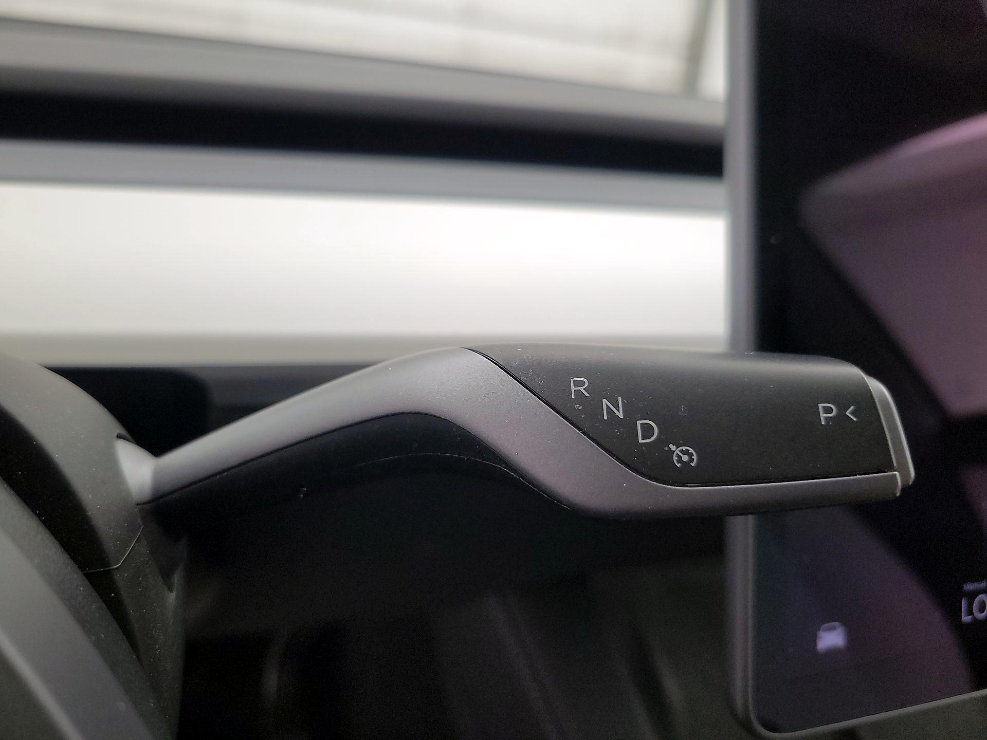 Thumbnail: 2022 Tesla Model Y - 16