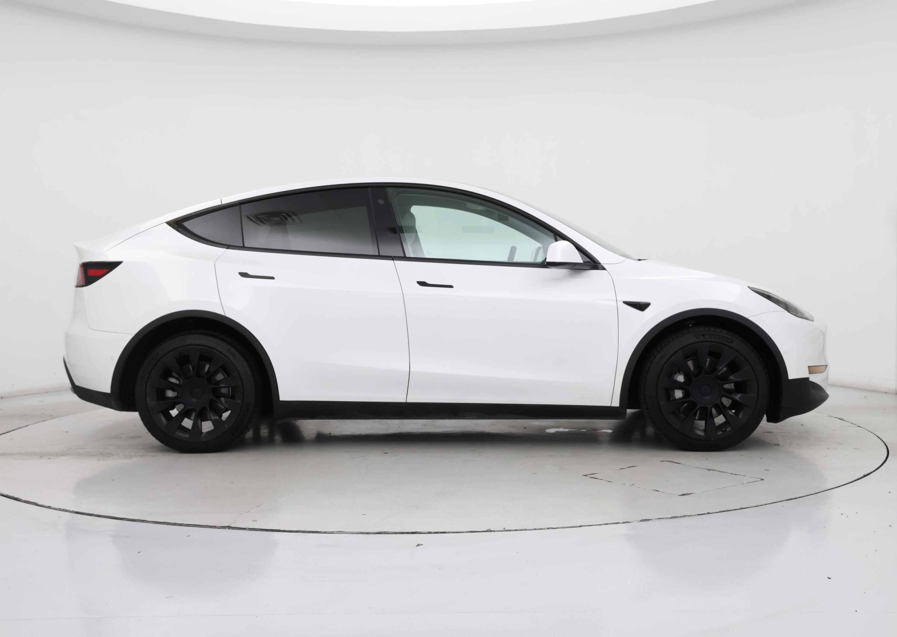 Thumbnail: 2022 Tesla Model Y - 7