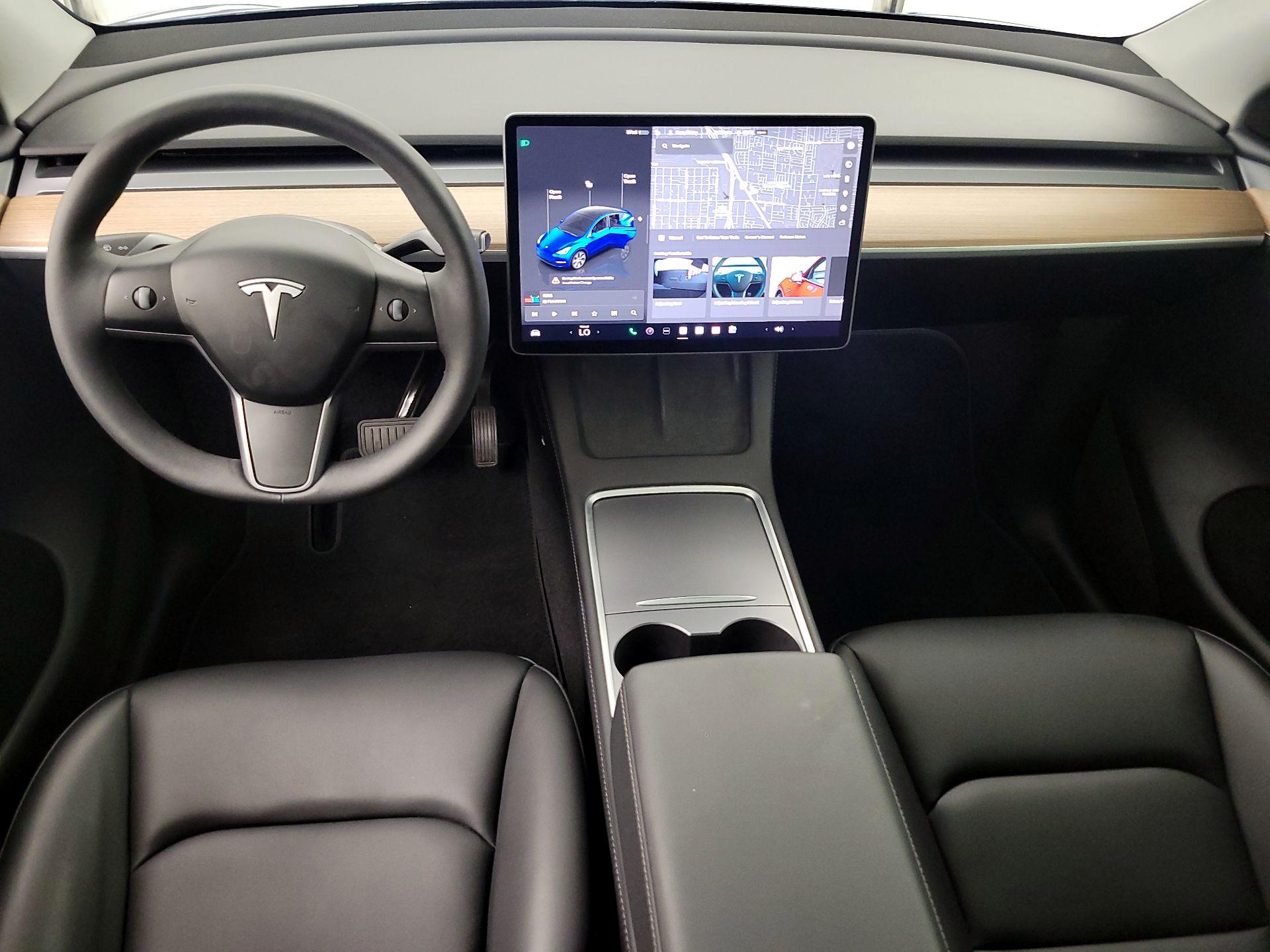 Thumbnail: 2024 Tesla Model Y - 9