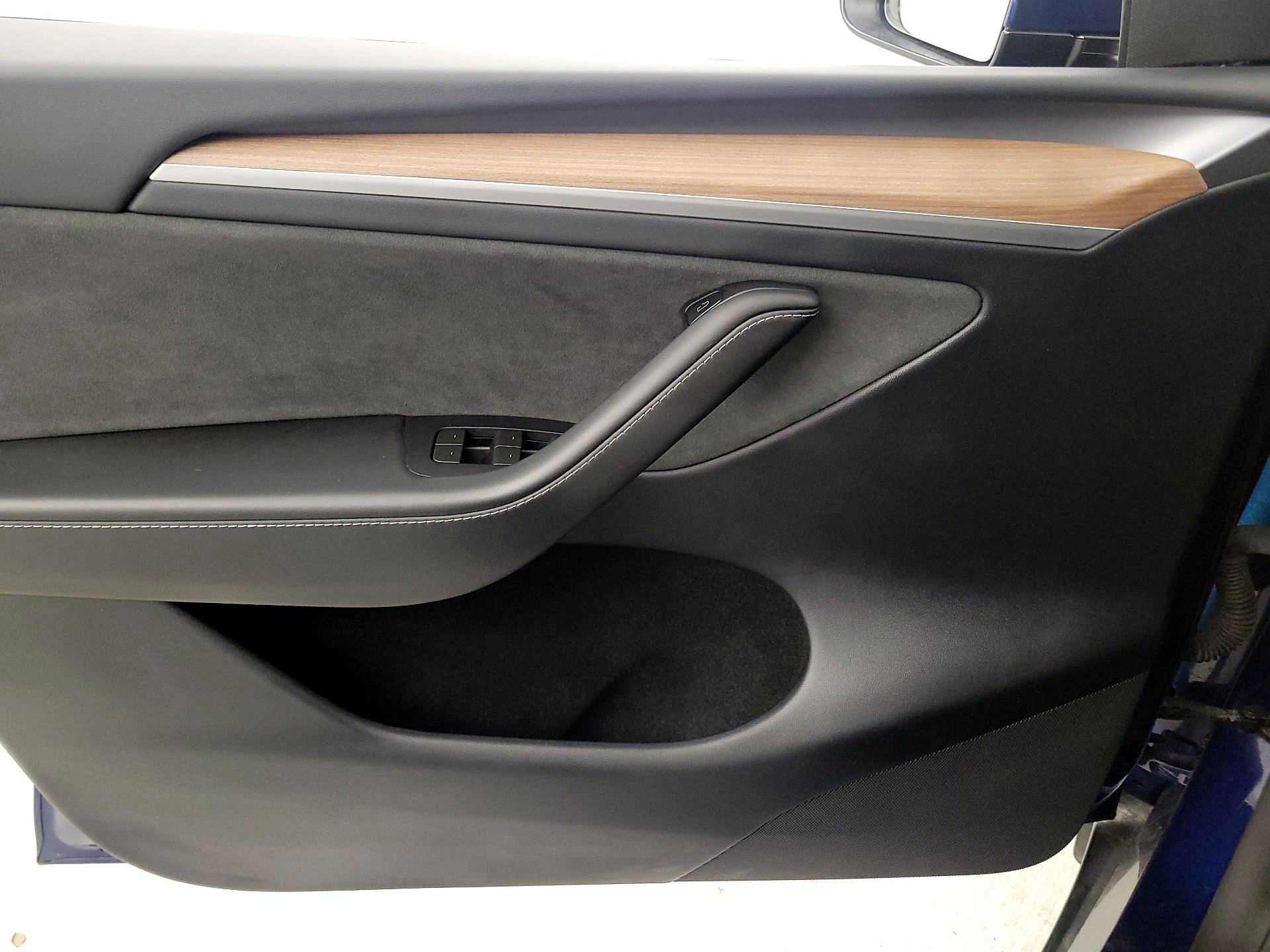 Thumbnail: 2024 Tesla Model Y - 12