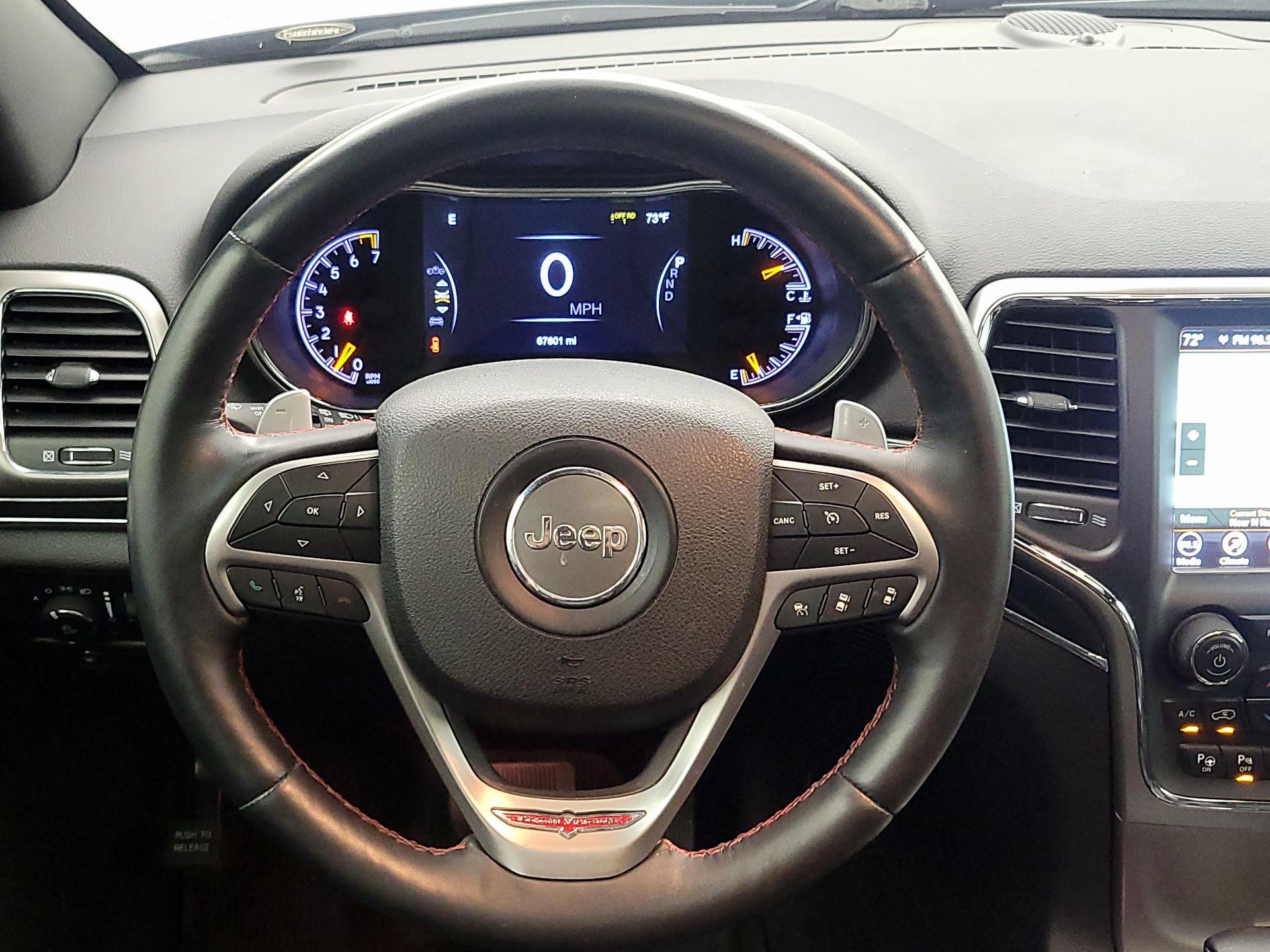 Thumbnail: 2018 Jeep Grand Cherokee - 10
