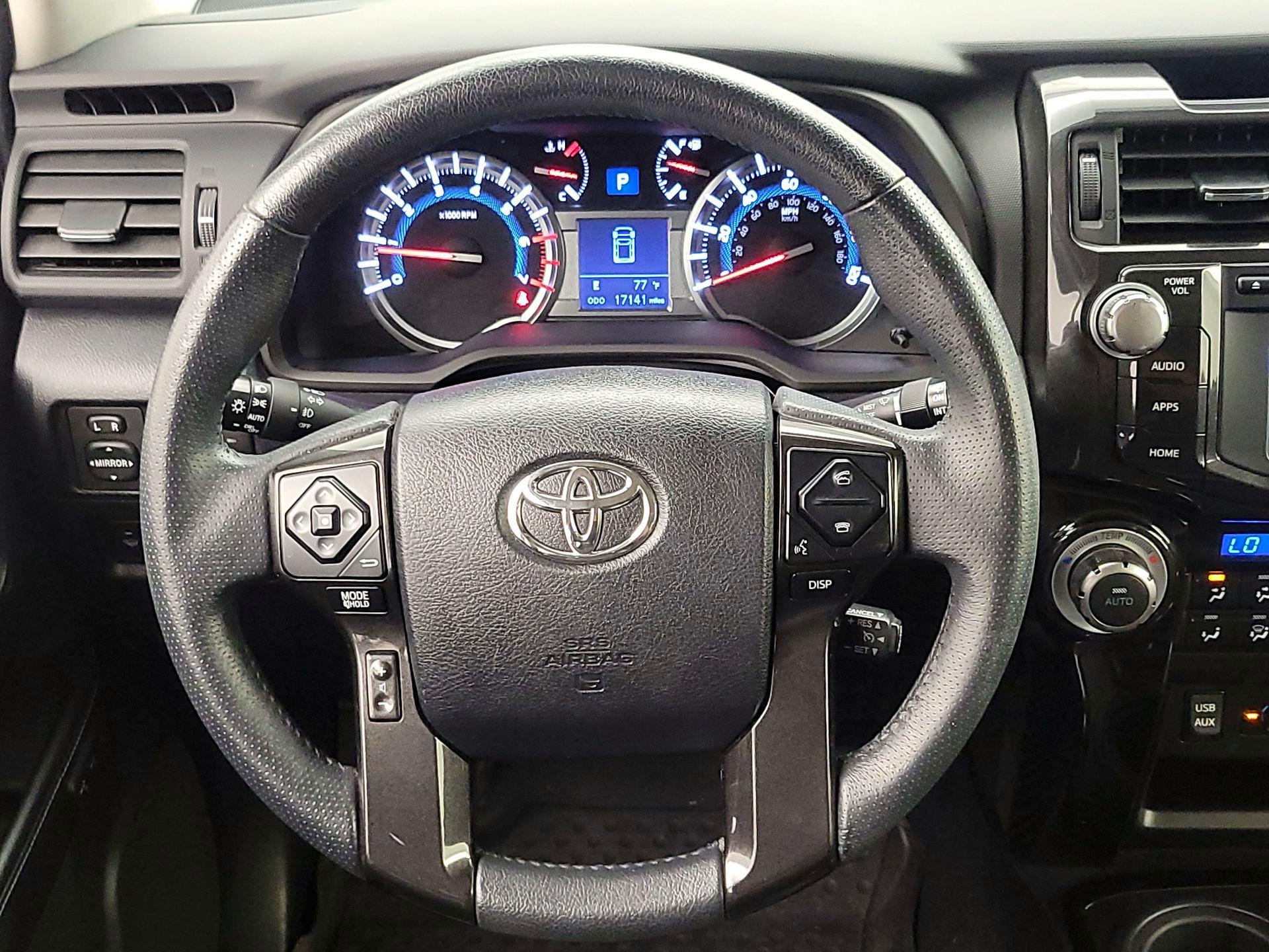 Thumbnail: 2019 Toyota 4Runner - 10