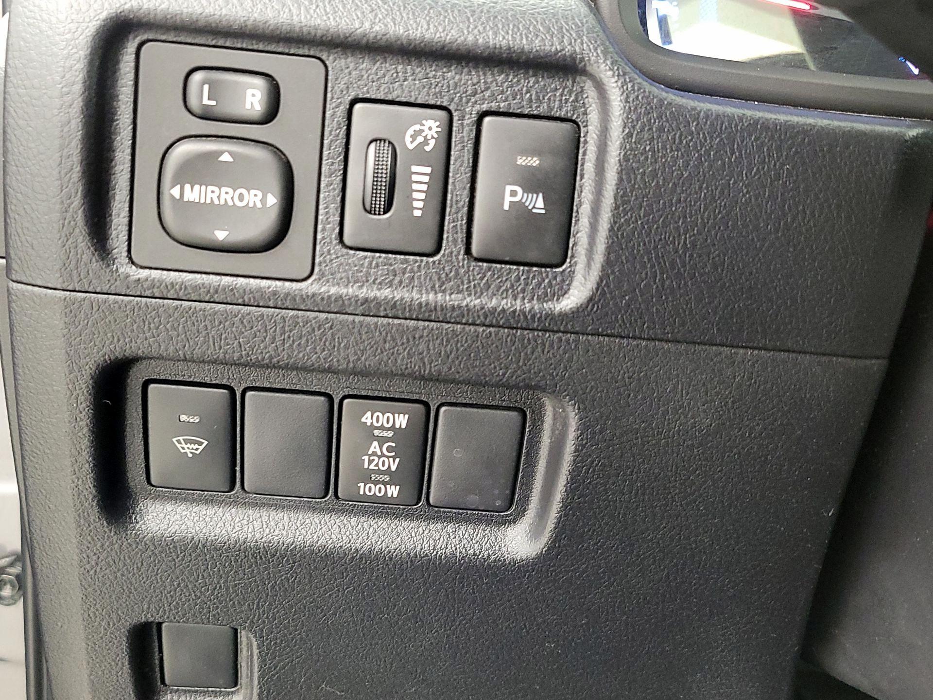 Thumbnail: 2019 Toyota 4Runner - 13