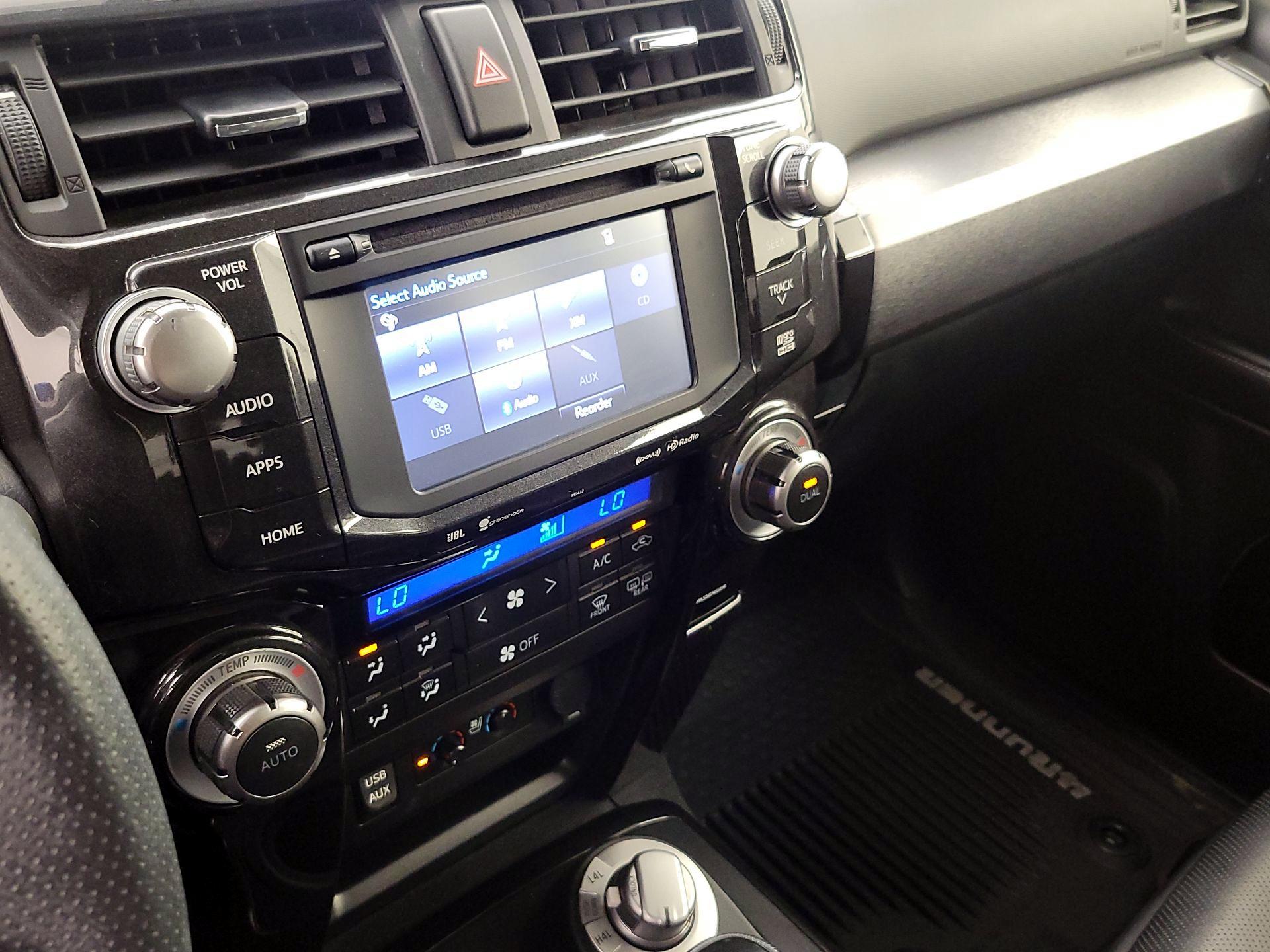 Thumbnail: 2019 Toyota 4Runner - 15