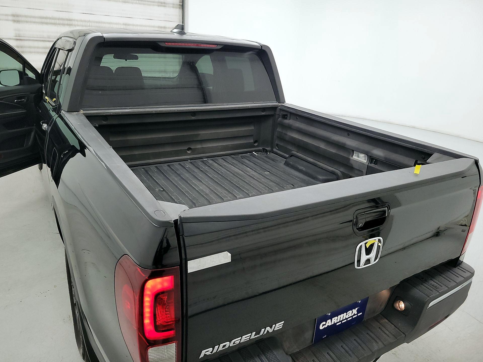 Thumbnail: 2017 Honda Ridgeline - 20