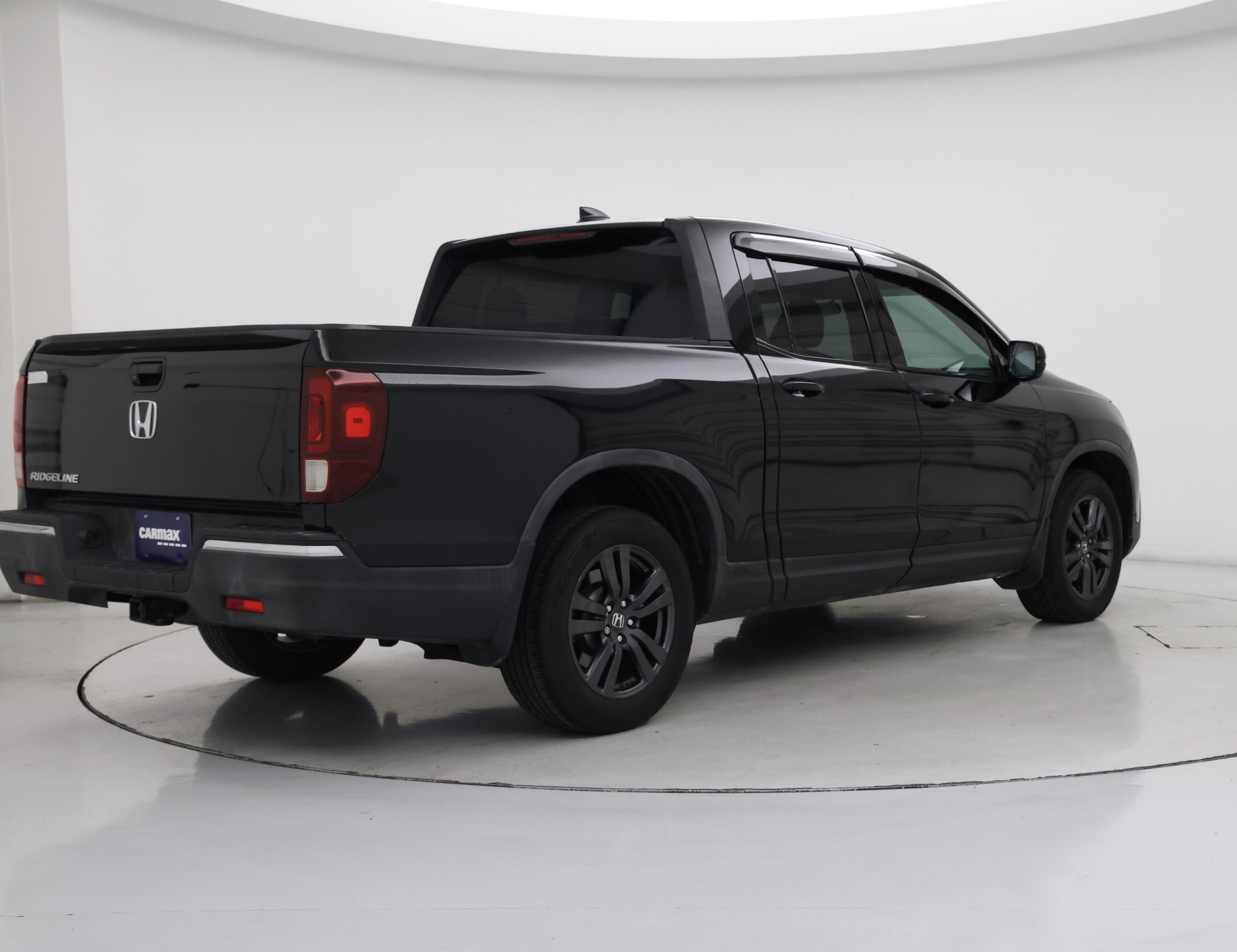 Thumbnail: 2017 Honda Ridgeline - 8