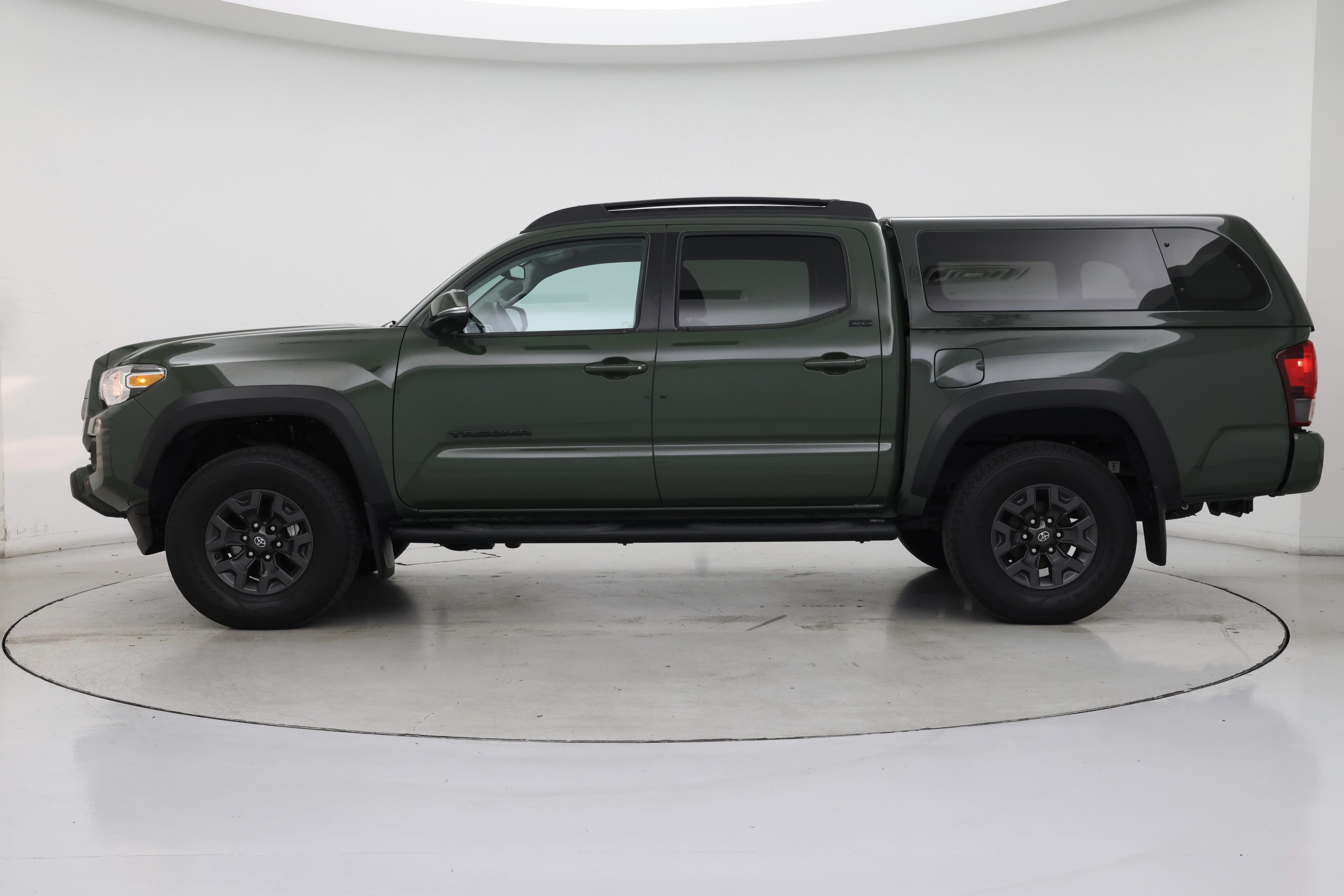 Thumbnail: 2021 Toyota Tacoma - 3