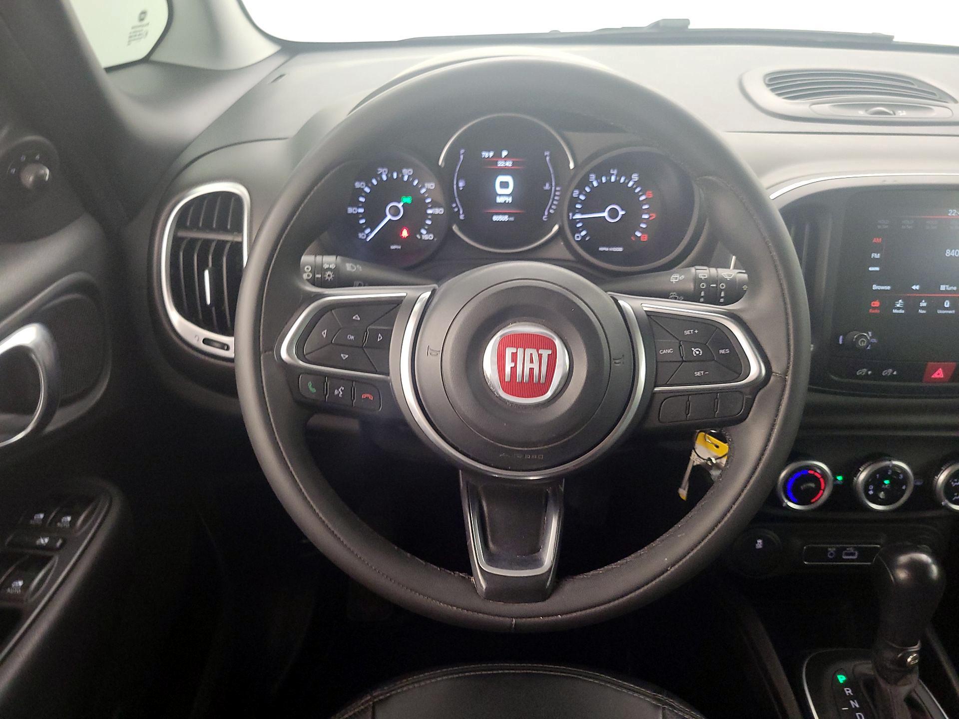 Thumbnail: 2018 Fiat 500L - 10