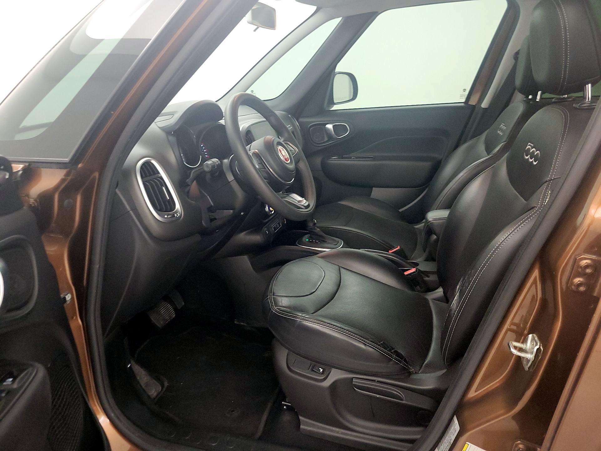 Thumbnail: 2018 Fiat 500L - 11