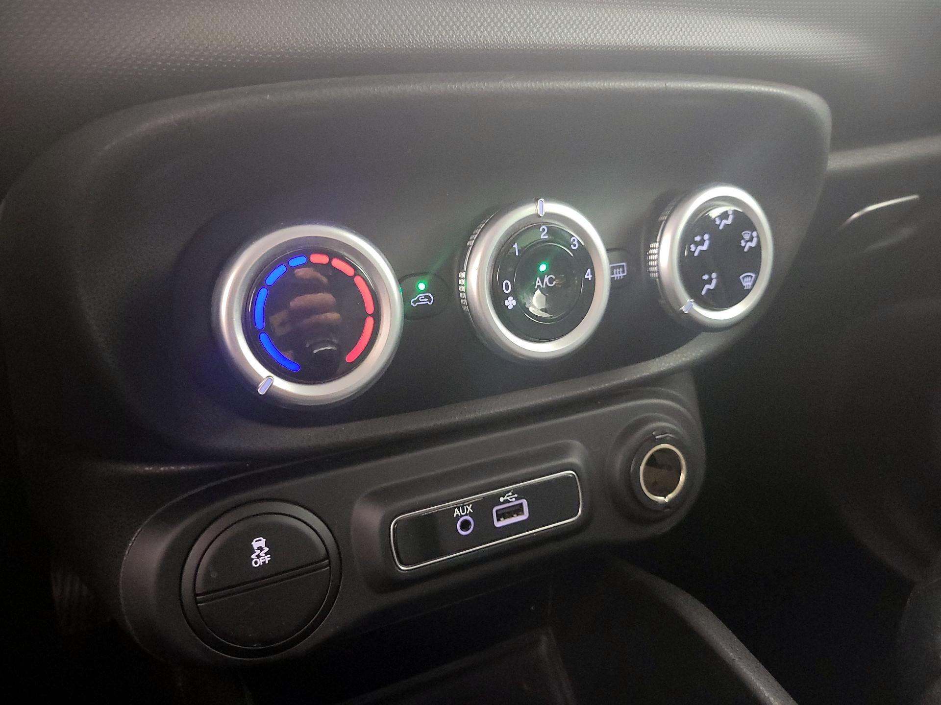 Thumbnail: 2018 Fiat 500L - 15