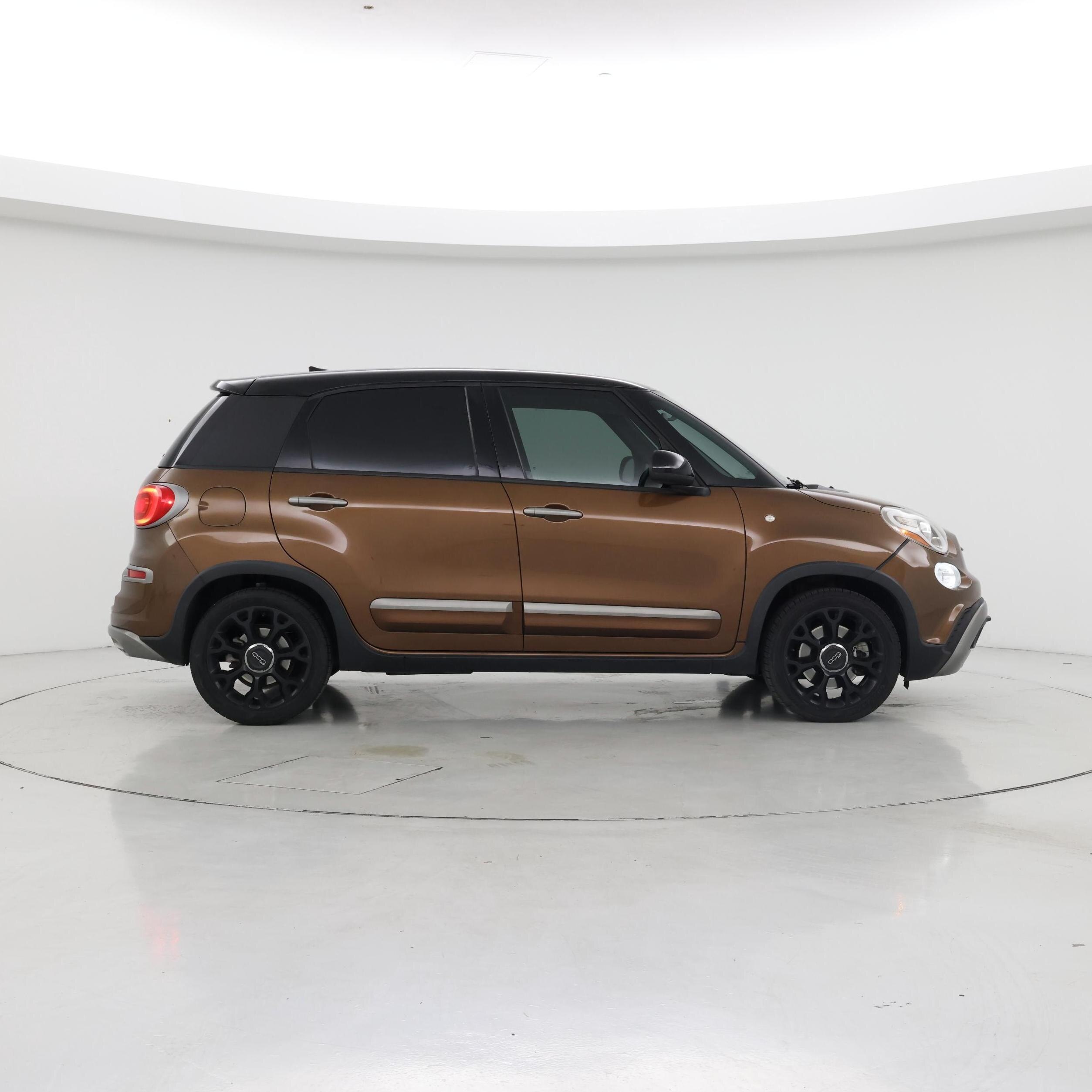 Thumbnail: 2018 Fiat 500L - 7