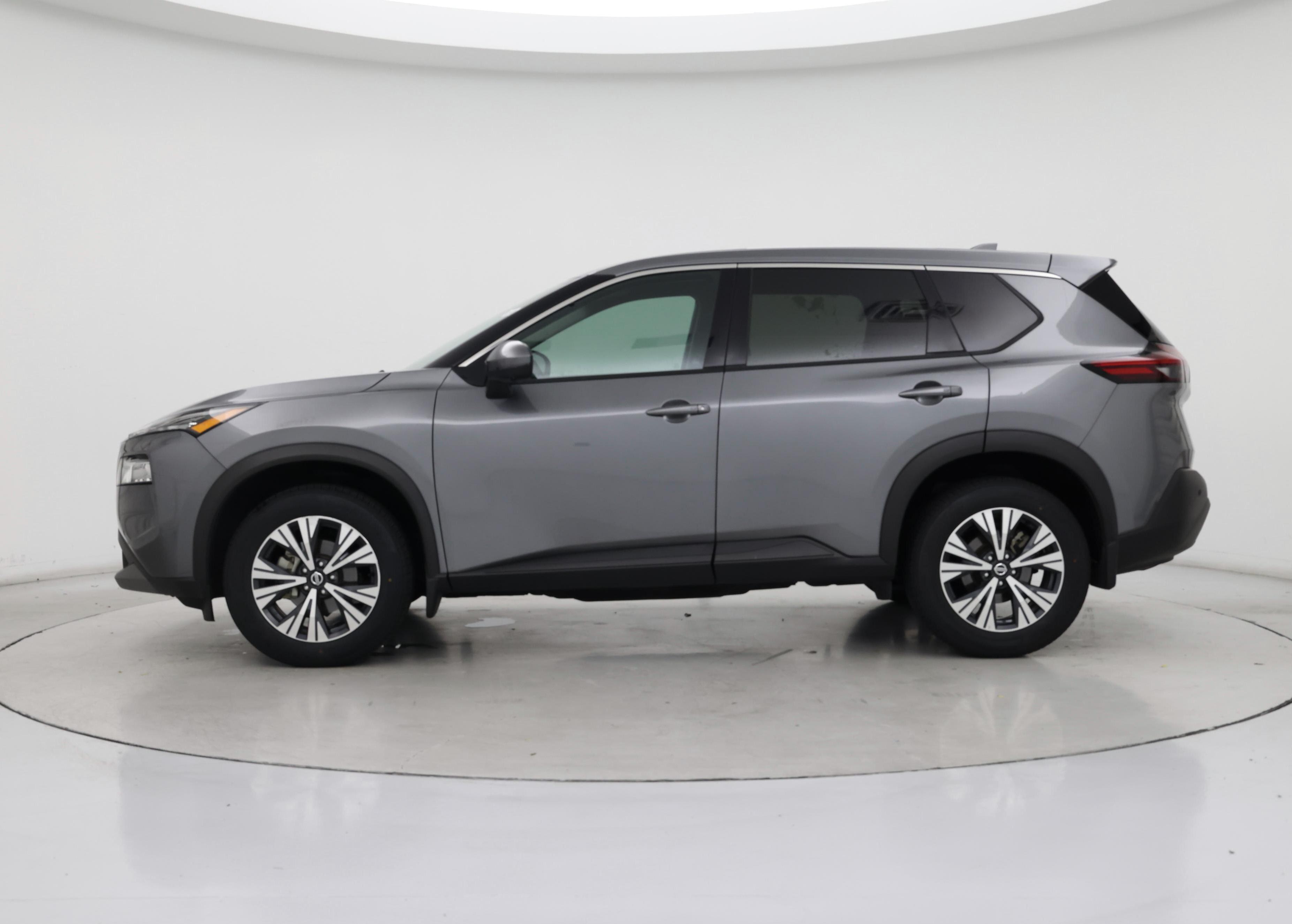 Thumbnail: 2021 Nissan Rogue - 3
