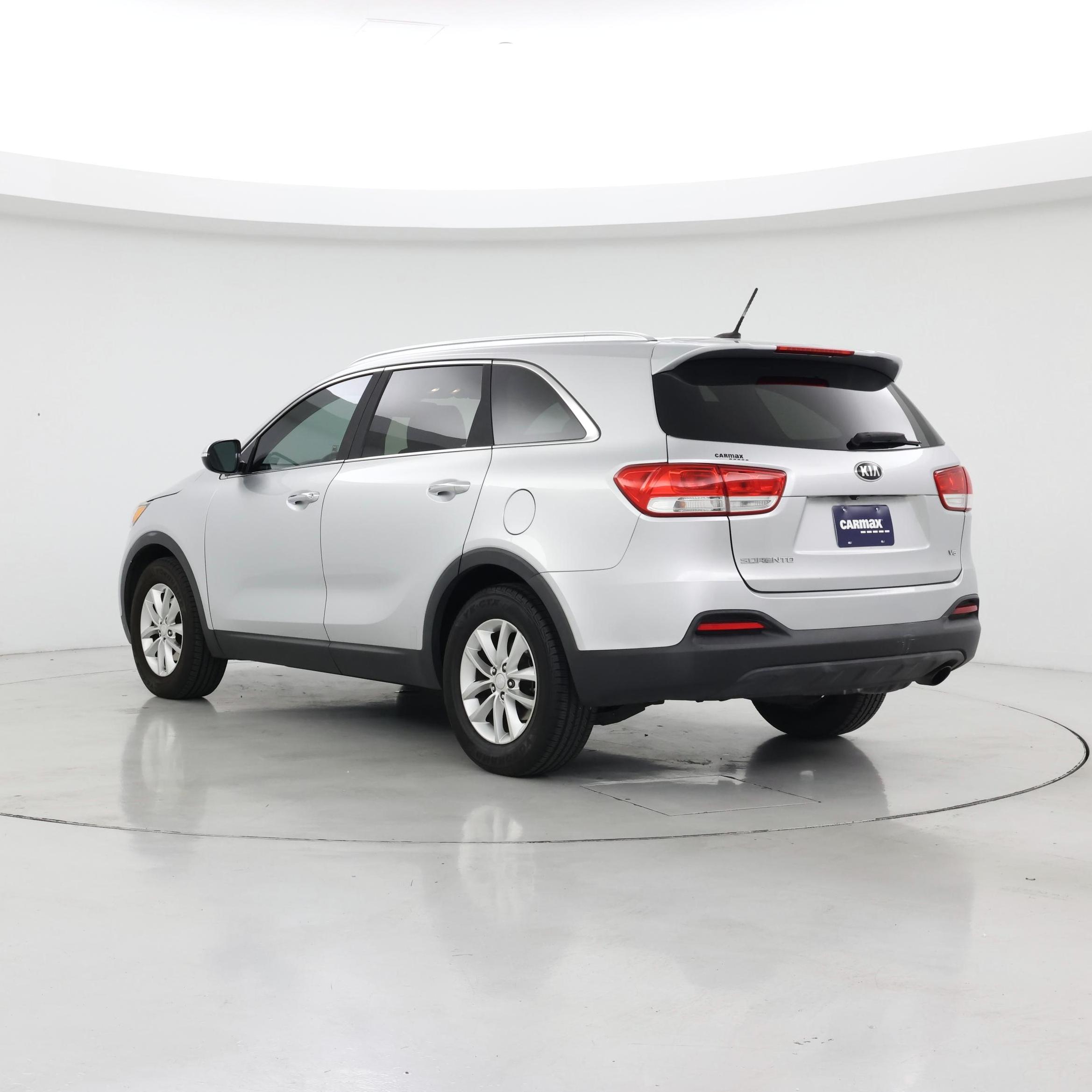 Thumbnail: 2017 Kia Sorento - 2