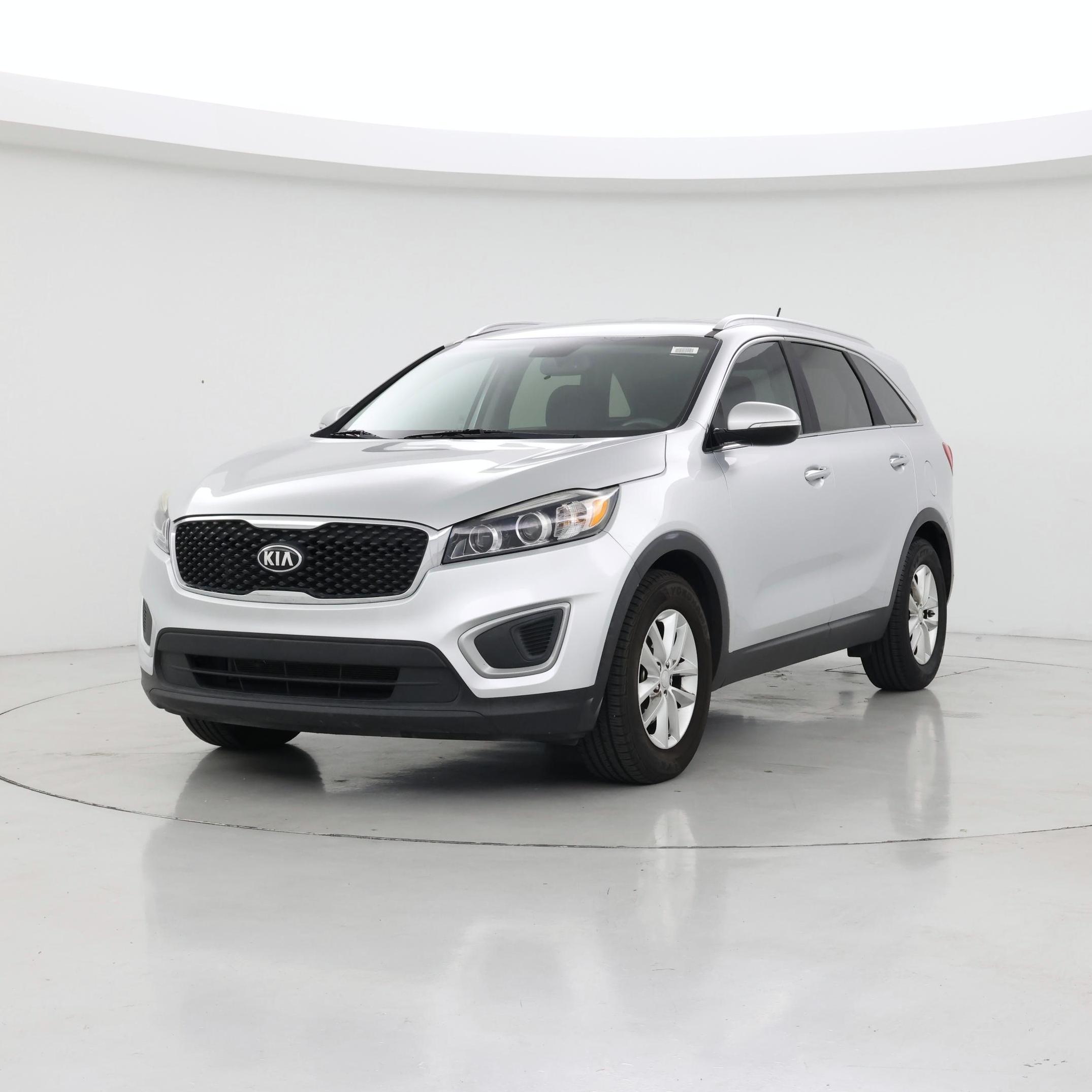Thumbnail: 2017 Kia Sorento - 4