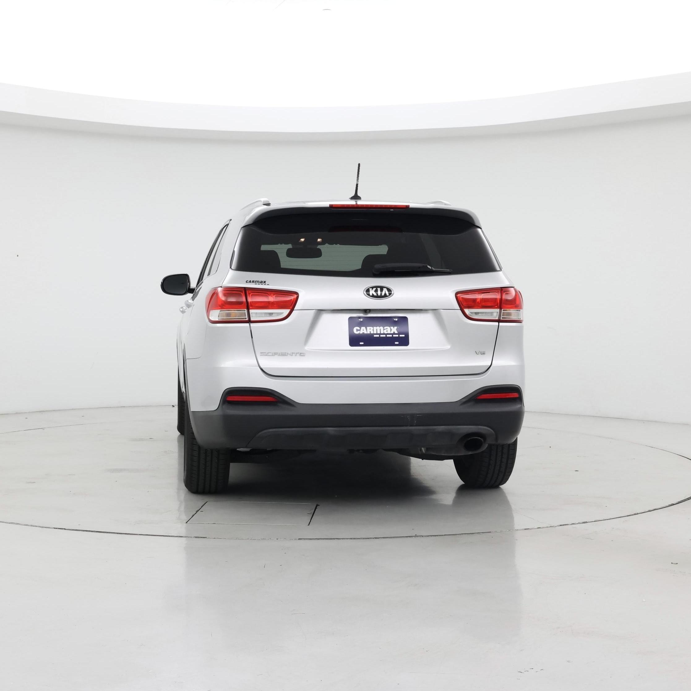 Thumbnail: 2017 Kia Sorento - 6