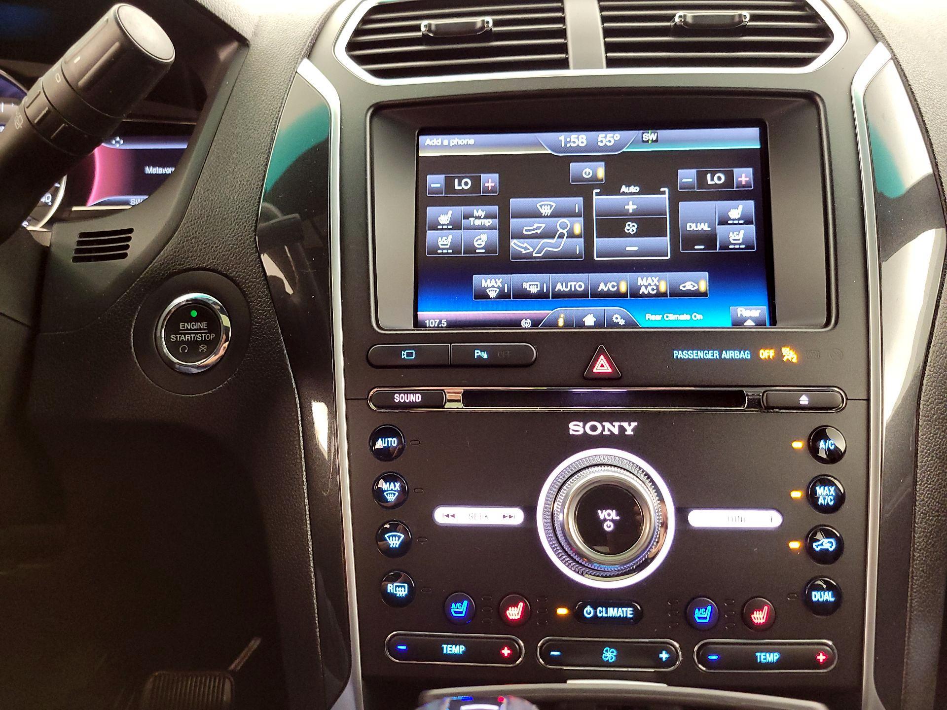 Thumbnail: 2016 Ford Explorer - 17