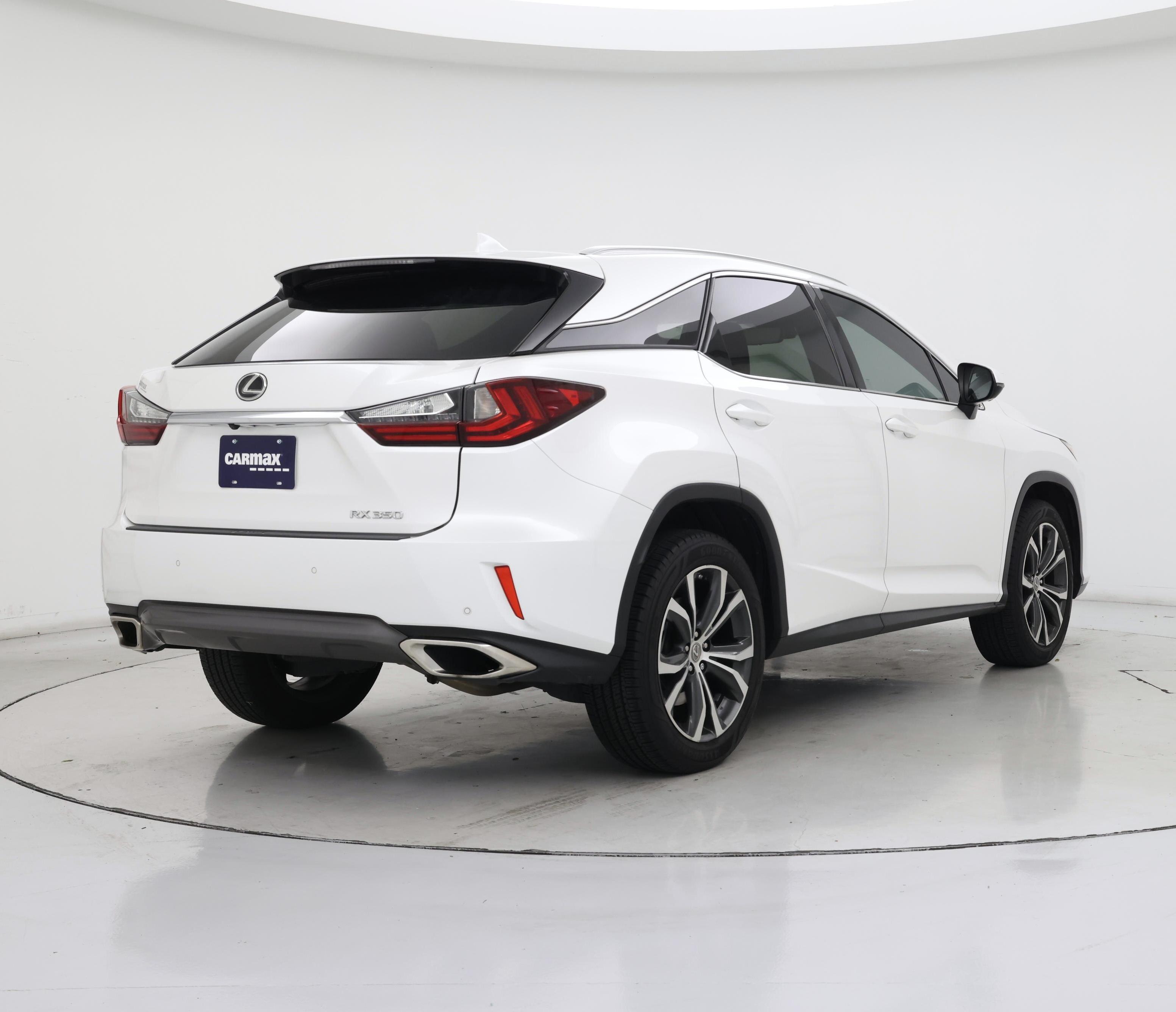 Thumbnail: 2017 Lexus RX - 8