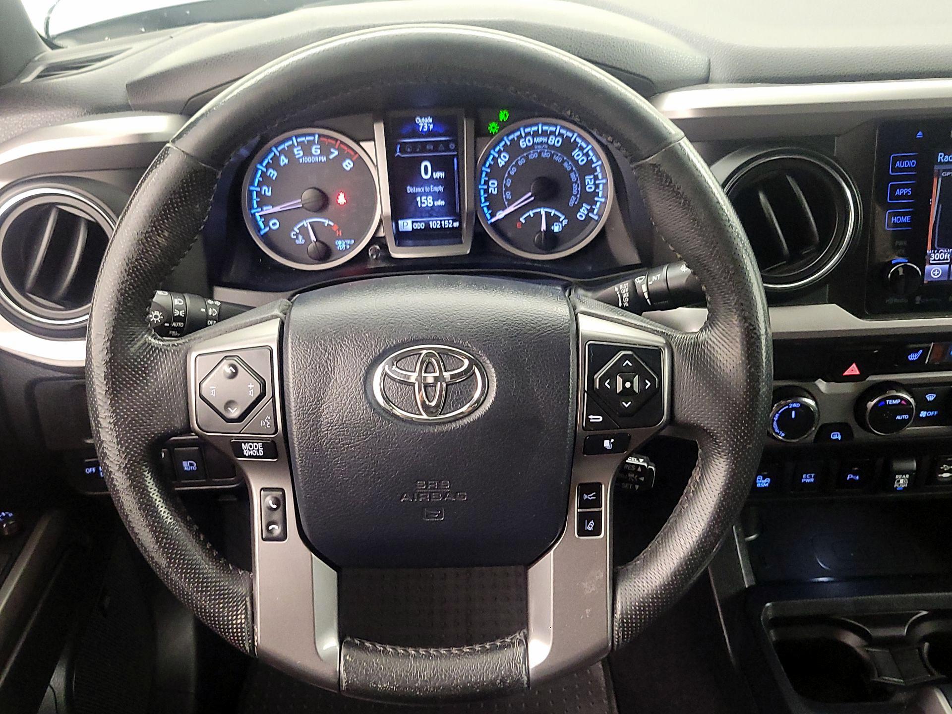 Thumbnail: 2019 Toyota Tacoma - 10
