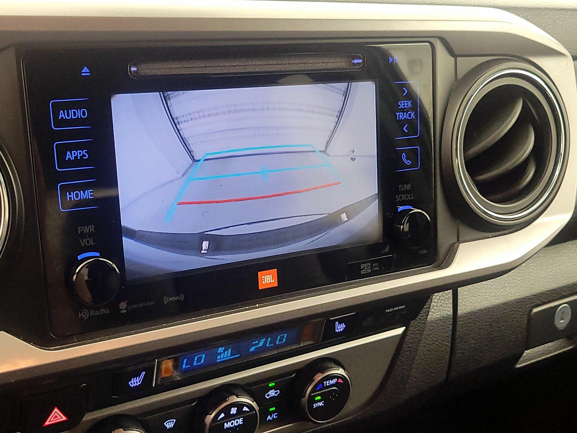 Thumbnail: 2019 Toyota Tacoma - 15