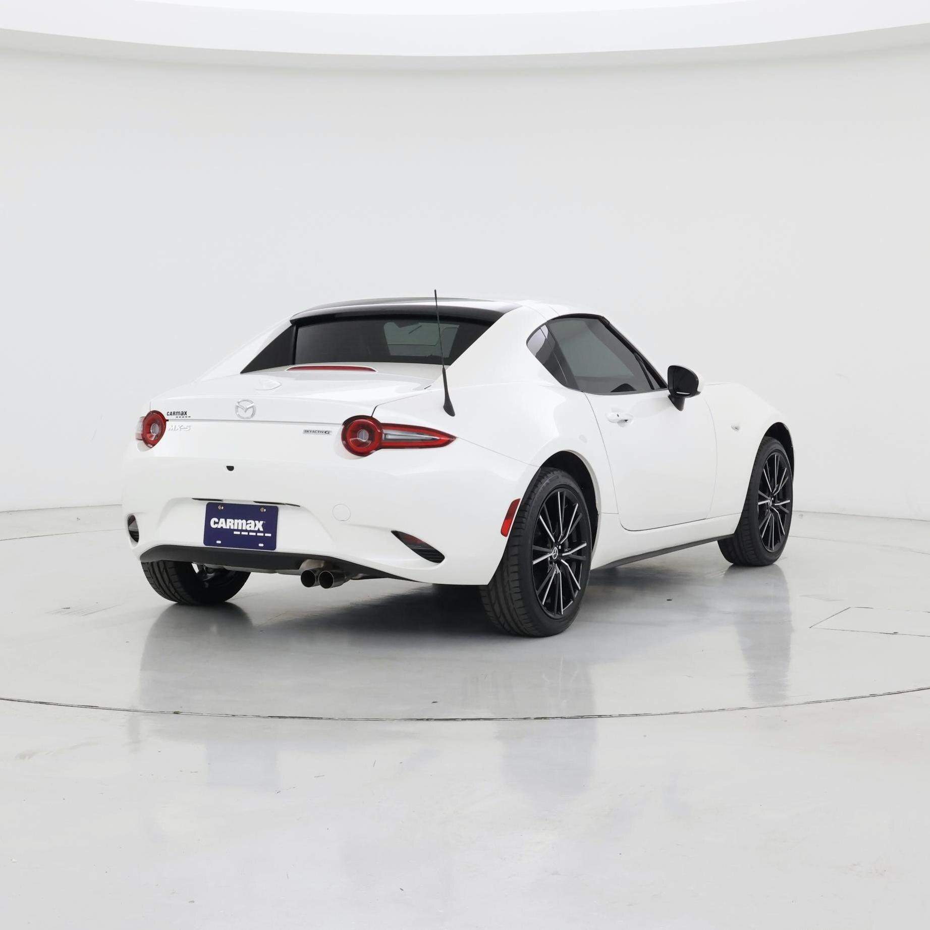Thumbnail: 2024 Mazda MX-5 Miata - 8