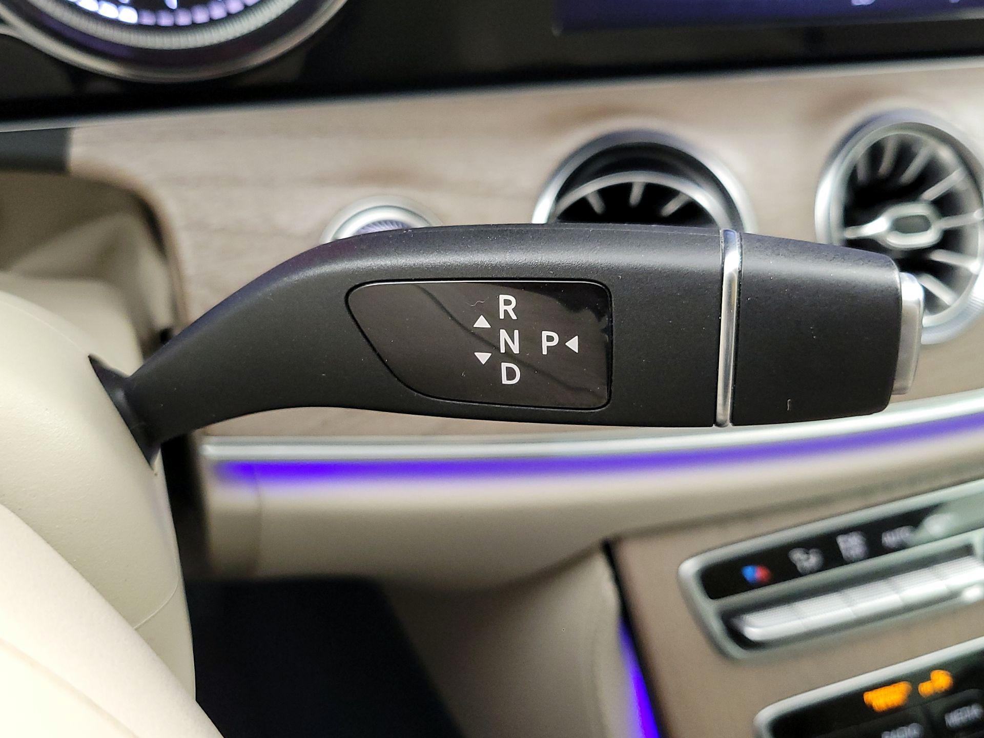 Thumbnail: 2018 Mercedes-Benz E-Class - 18