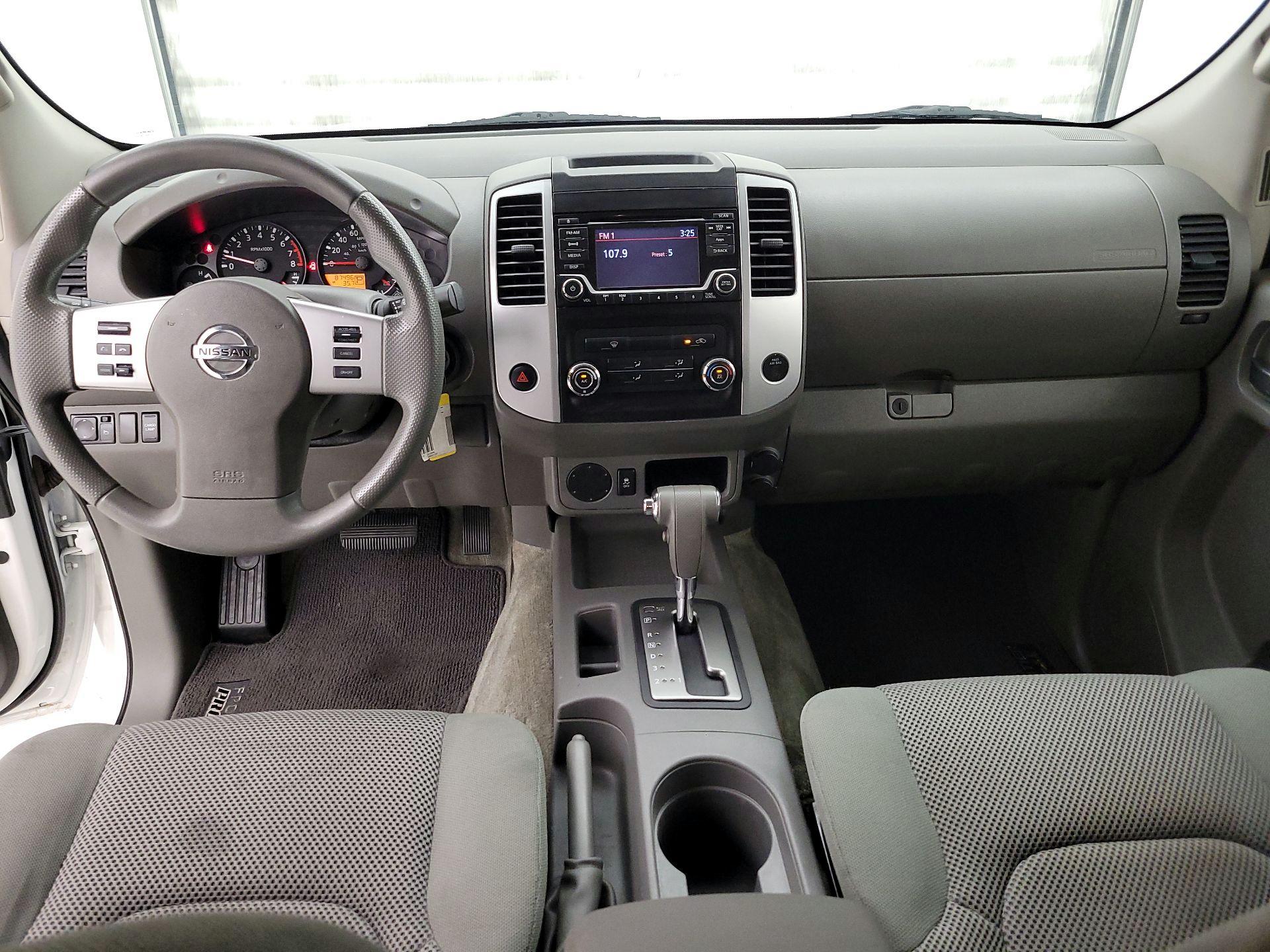 Thumbnail: 2015 Nissan Frontier - 9