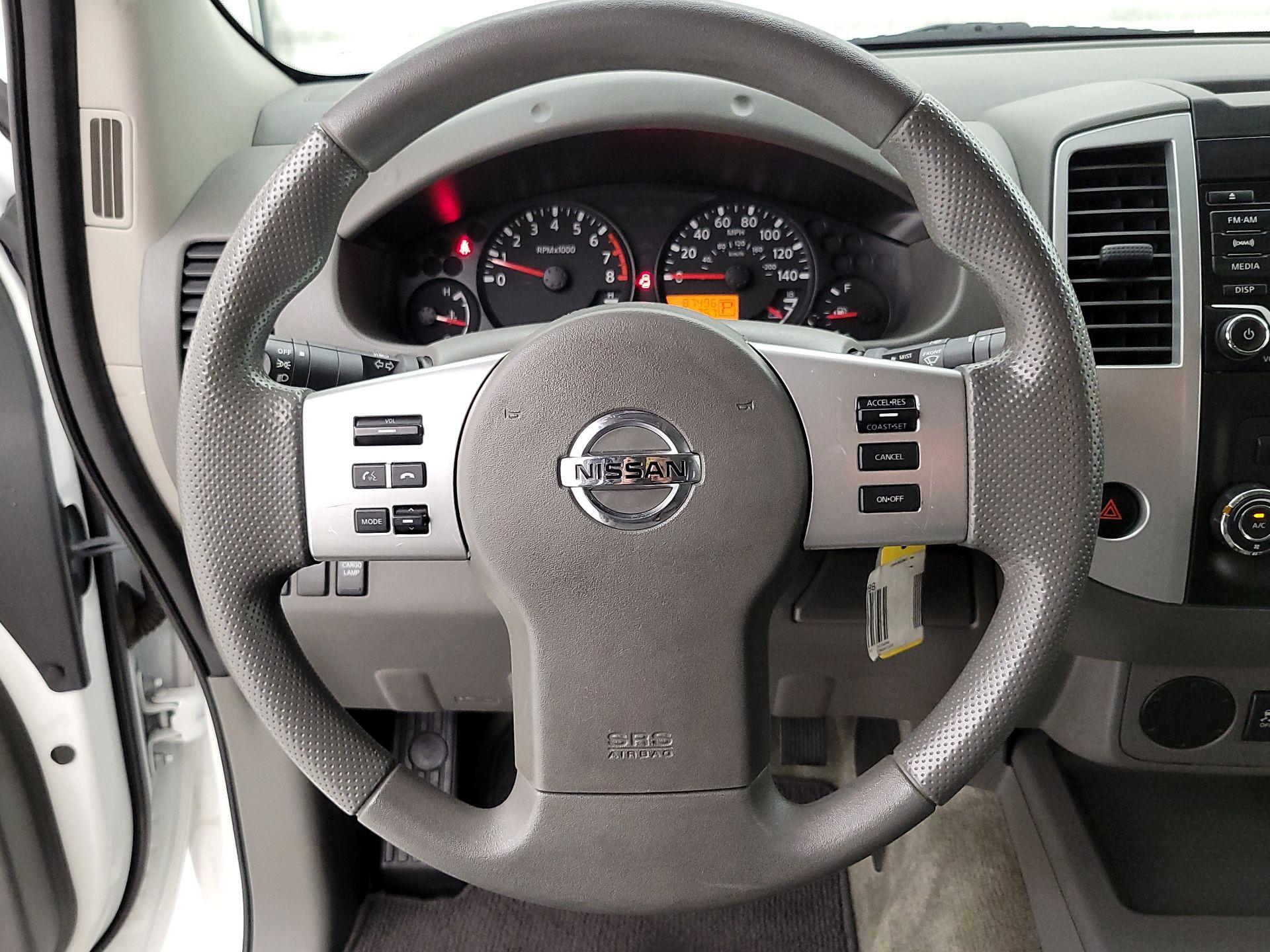 Thumbnail: 2015 Nissan Frontier - 10
