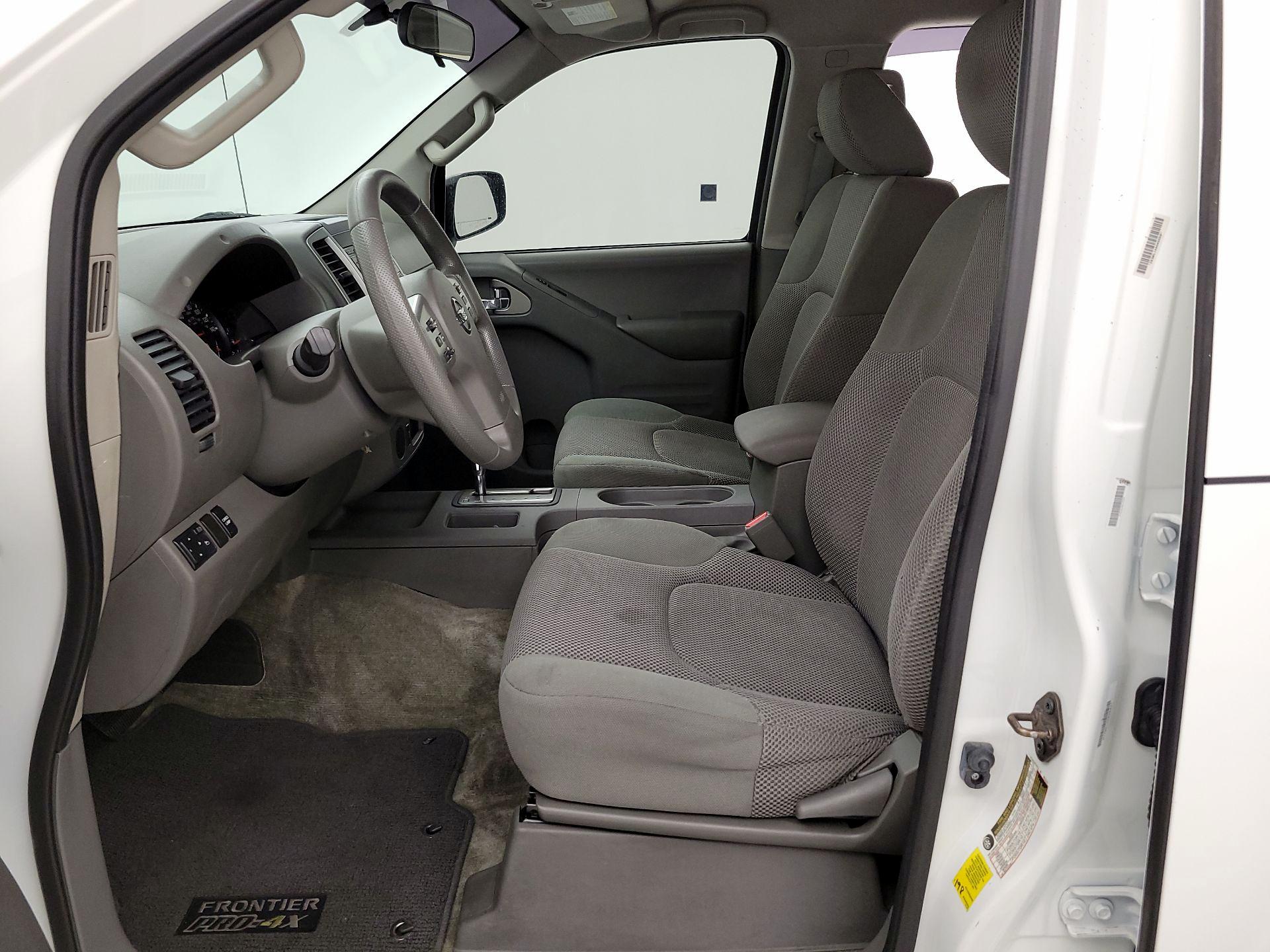 Thumbnail: 2015 Nissan Frontier - 11