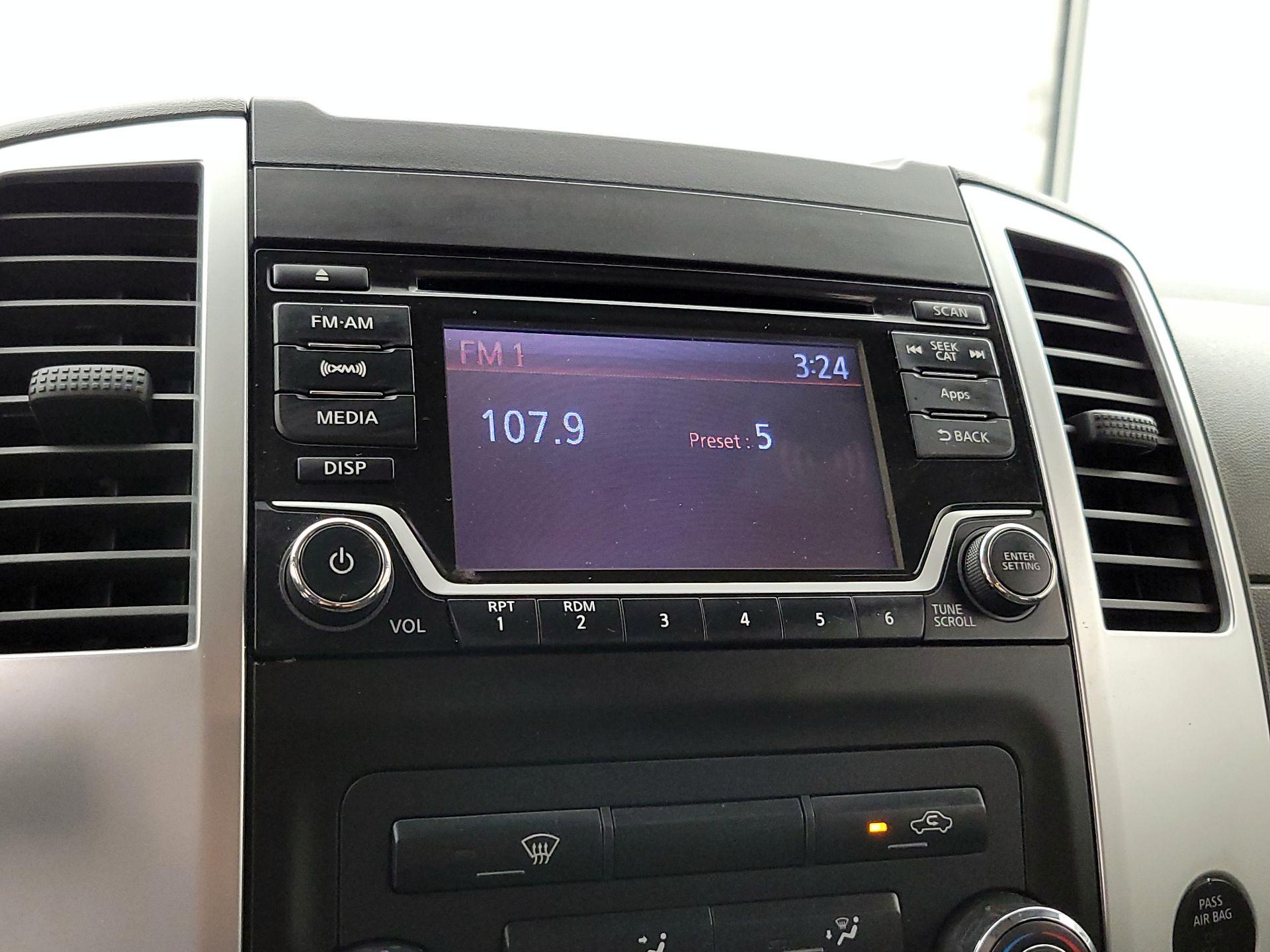 Thumbnail: 2015 Nissan Frontier - 14