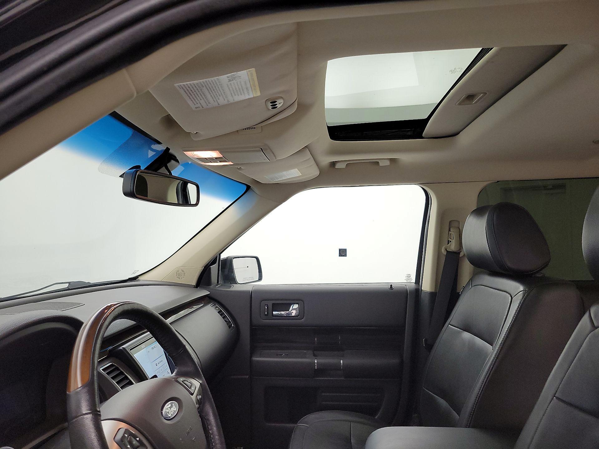Thumbnail: 2019 Ford Flex - 20