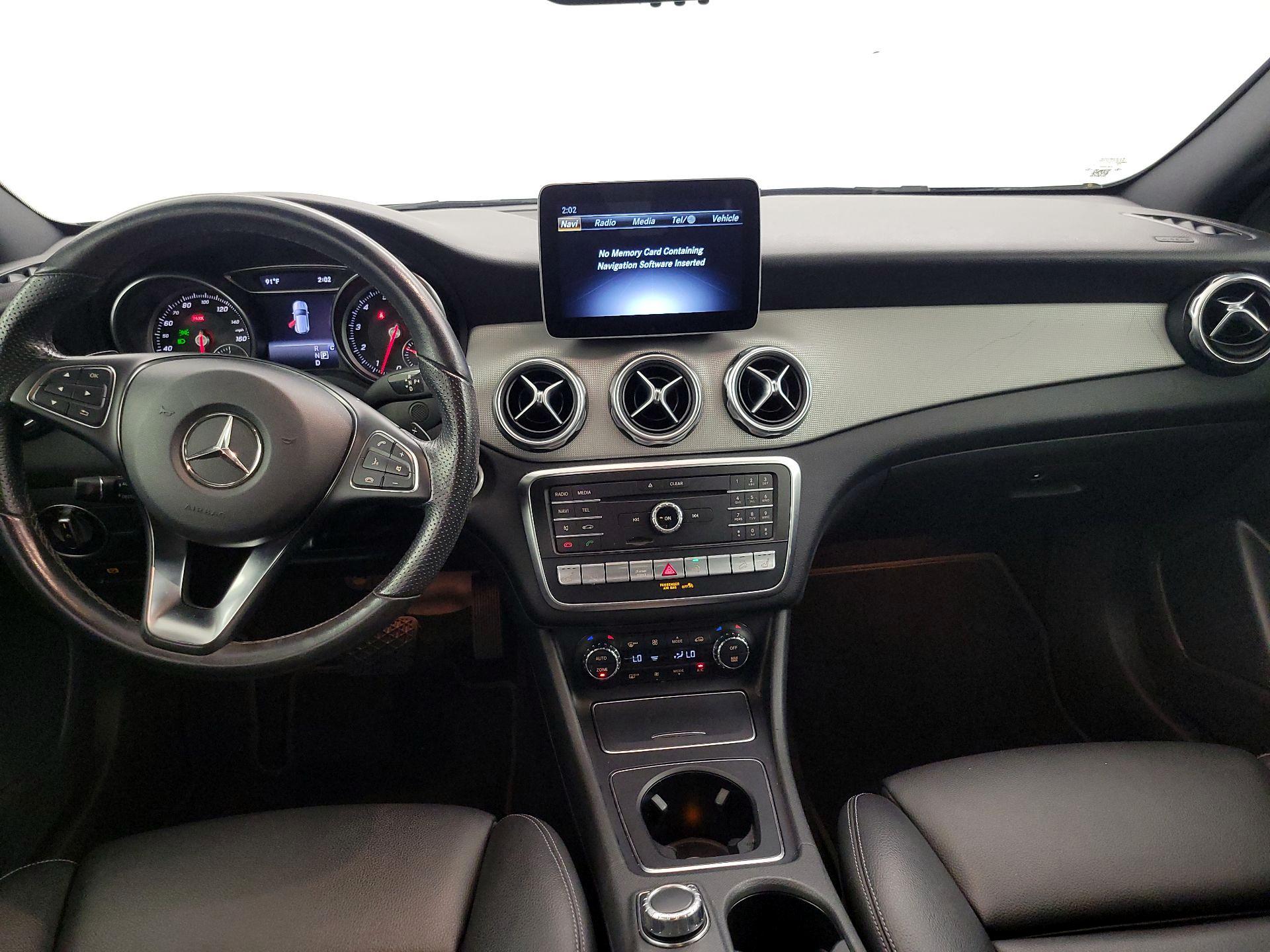 Thumbnail: 2020 Mercedes-Benz GLA - 9