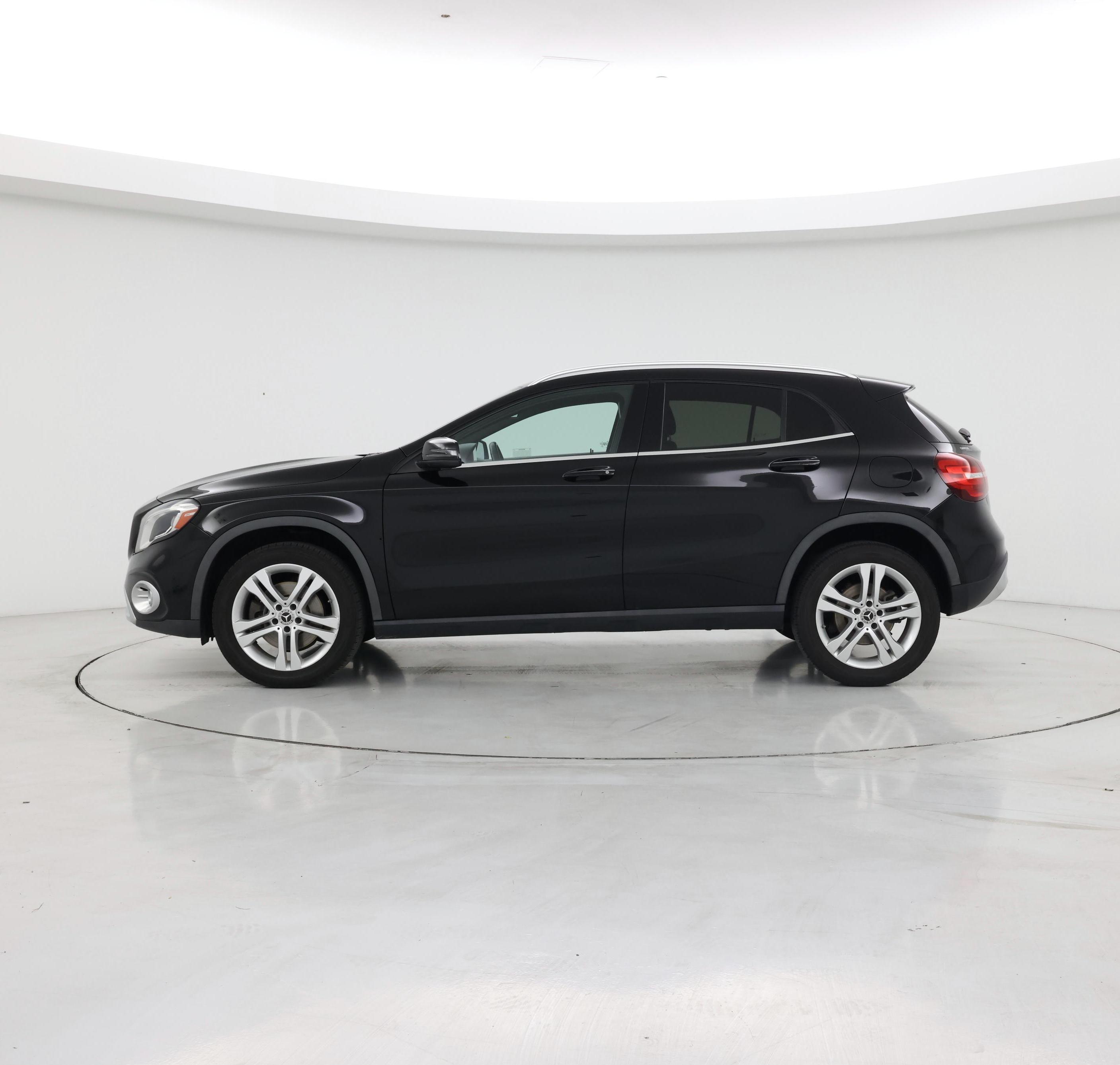 Thumbnail: 2020 Mercedes-Benz GLA - 3
