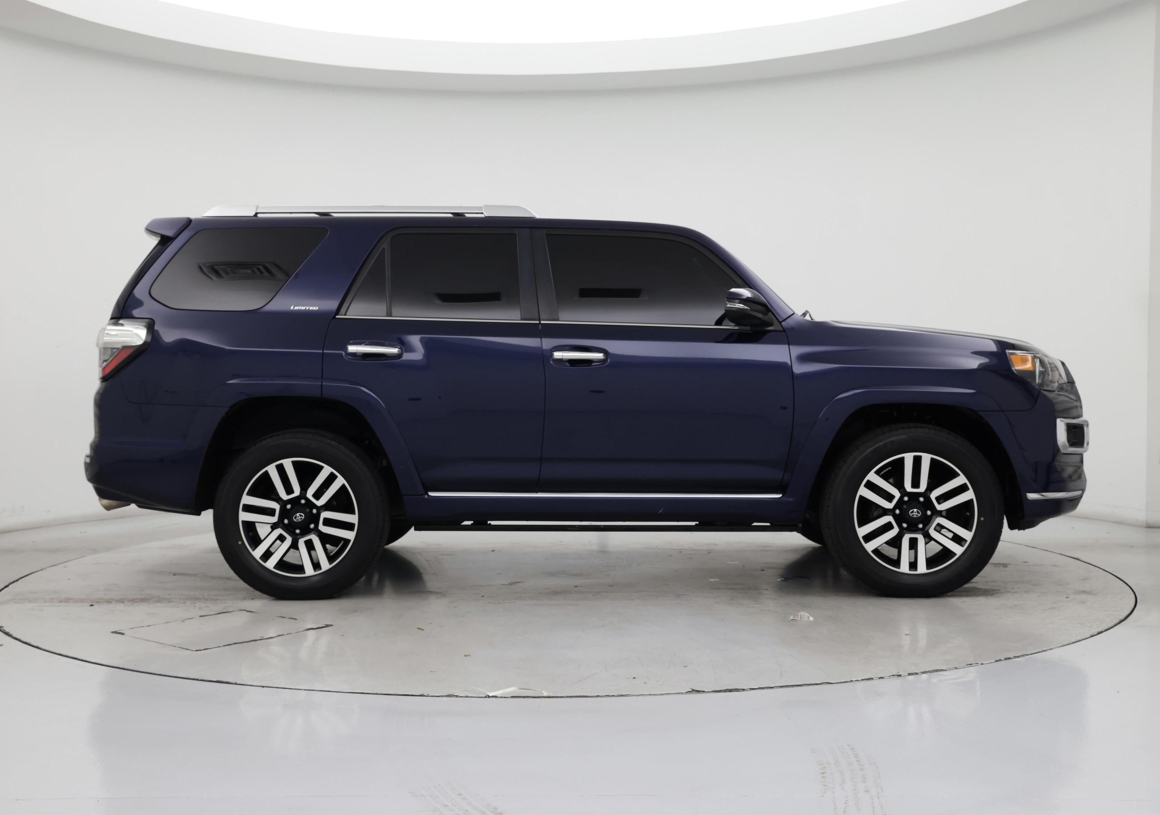 Thumbnail: 2019 Toyota 4Runner - 7