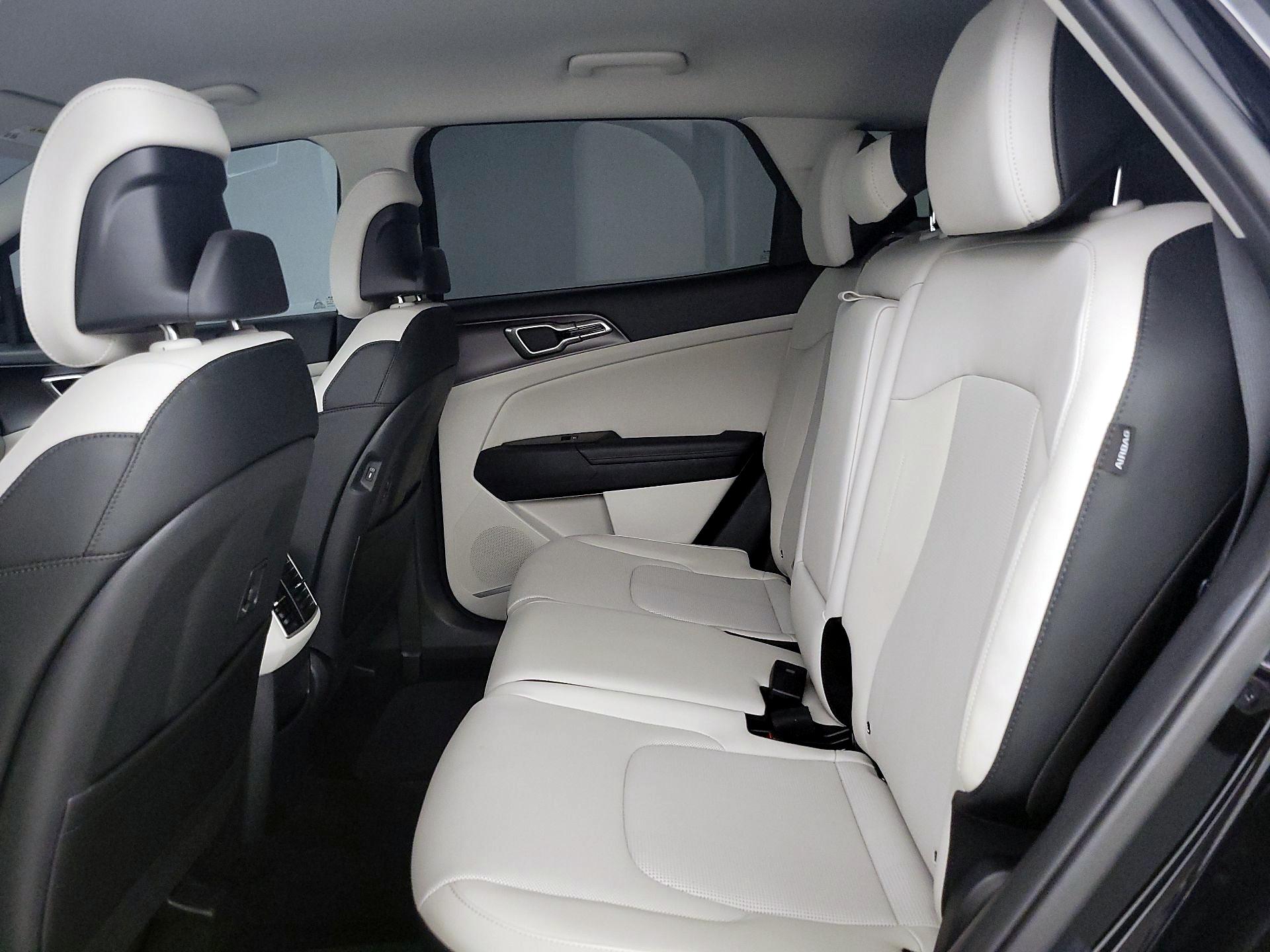 Thumbnail: 2026 Kia Sportage - 19