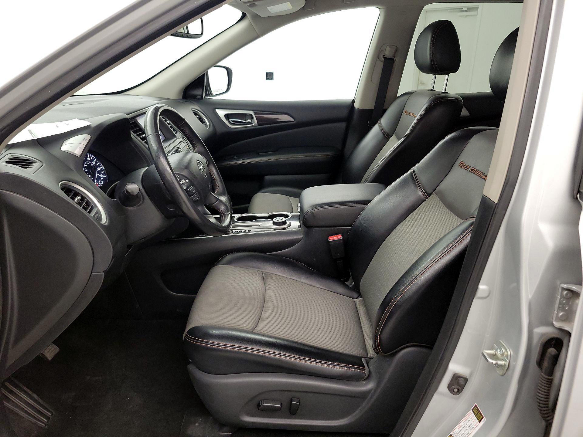 Thumbnail: 2019 Nissan Pathfinder - 11